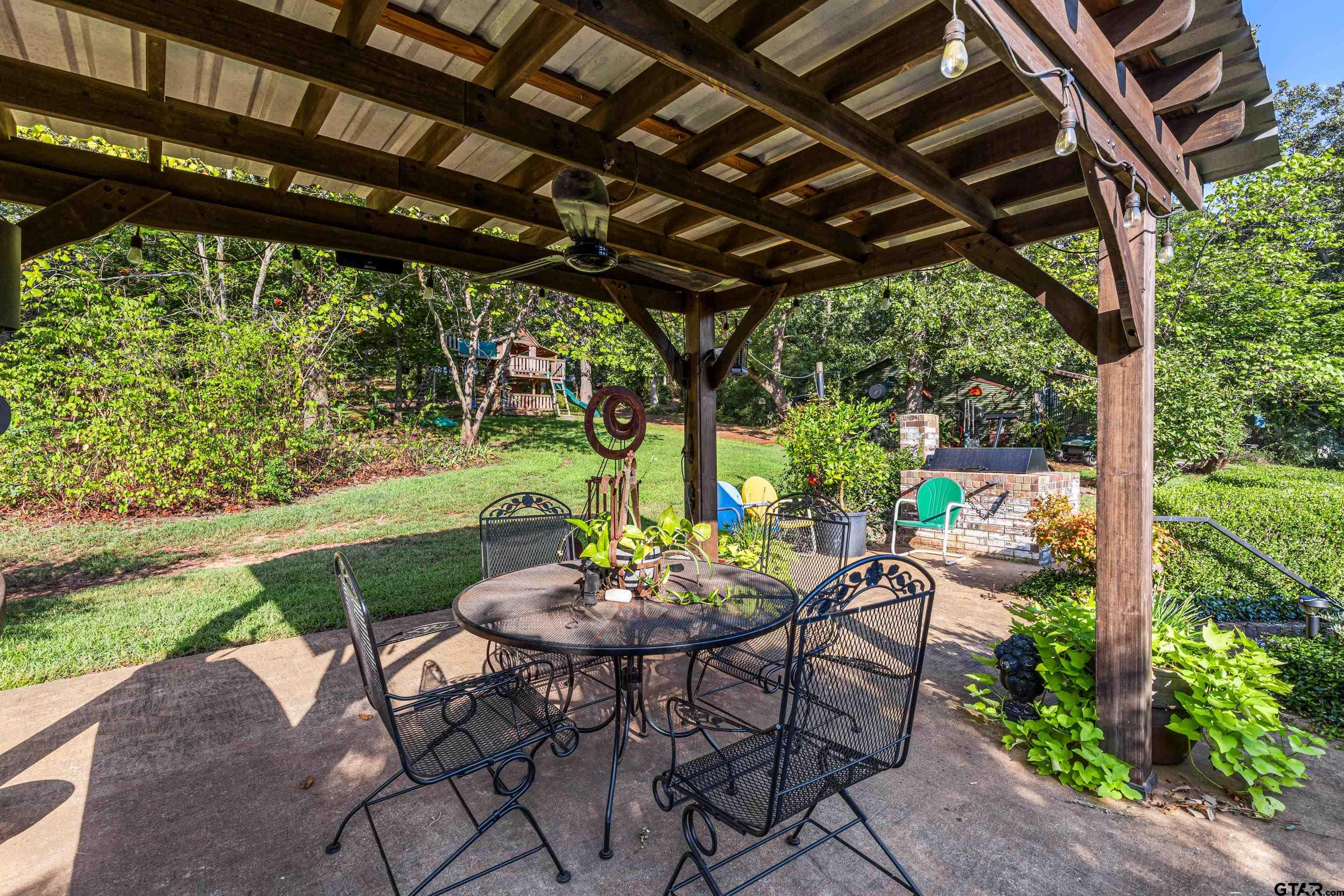 125 Private Road 3180