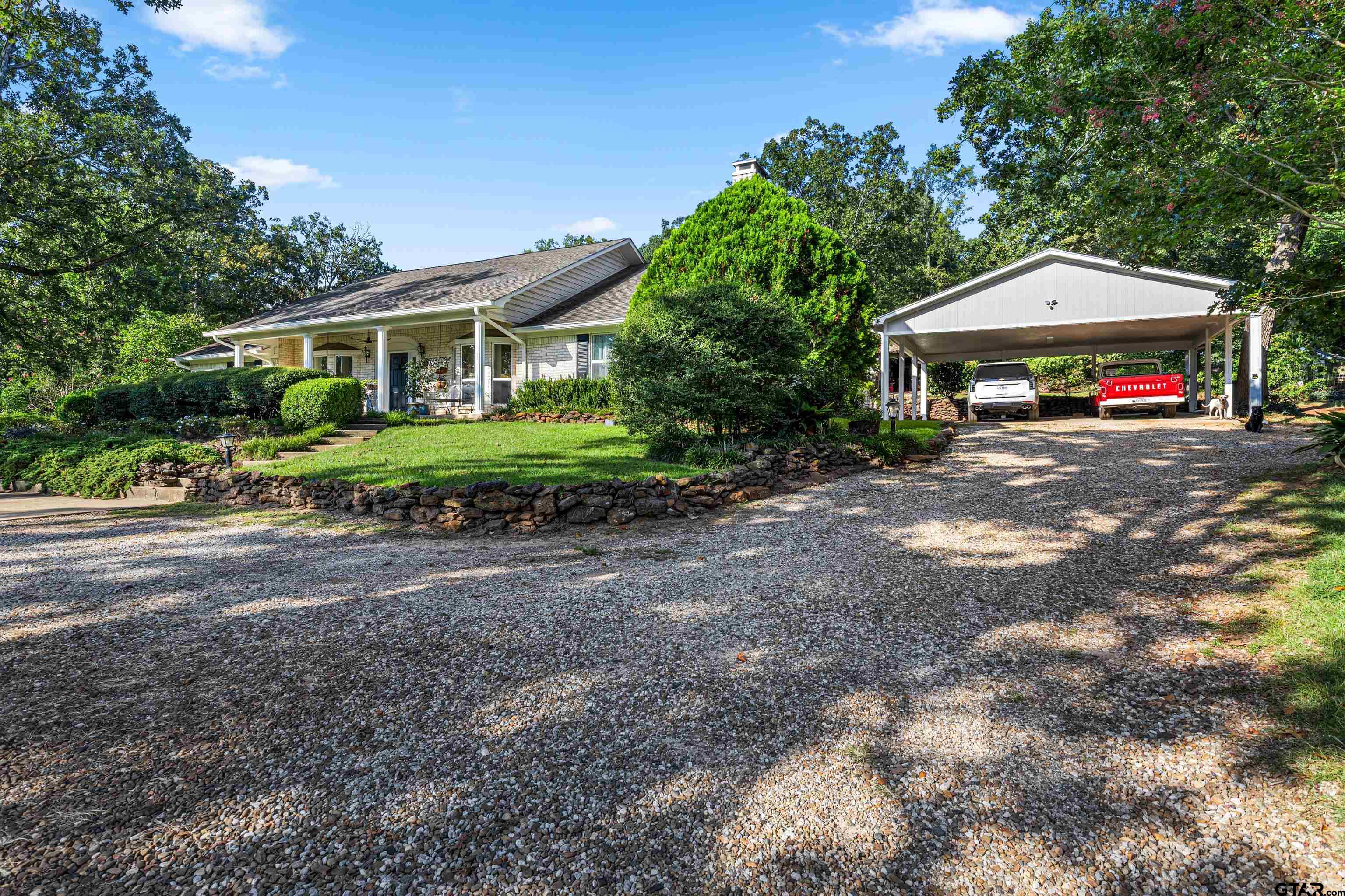 125 Private Road 3180