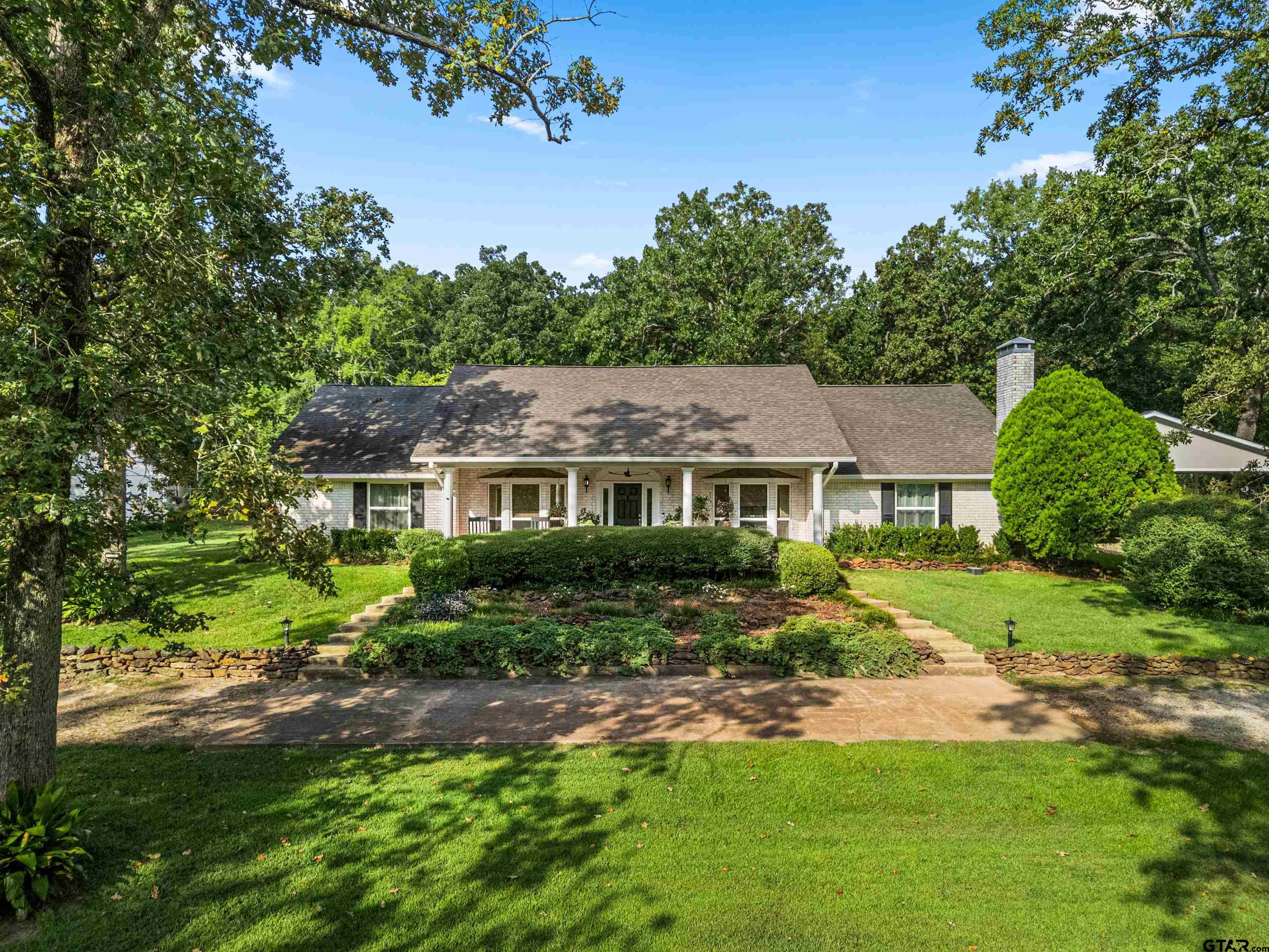 125 Private Road 3180