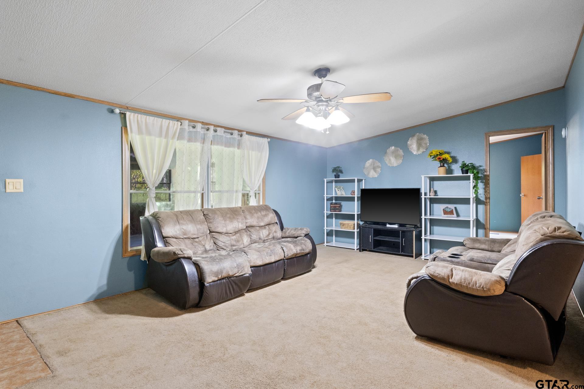 3926 Pignut Rd
