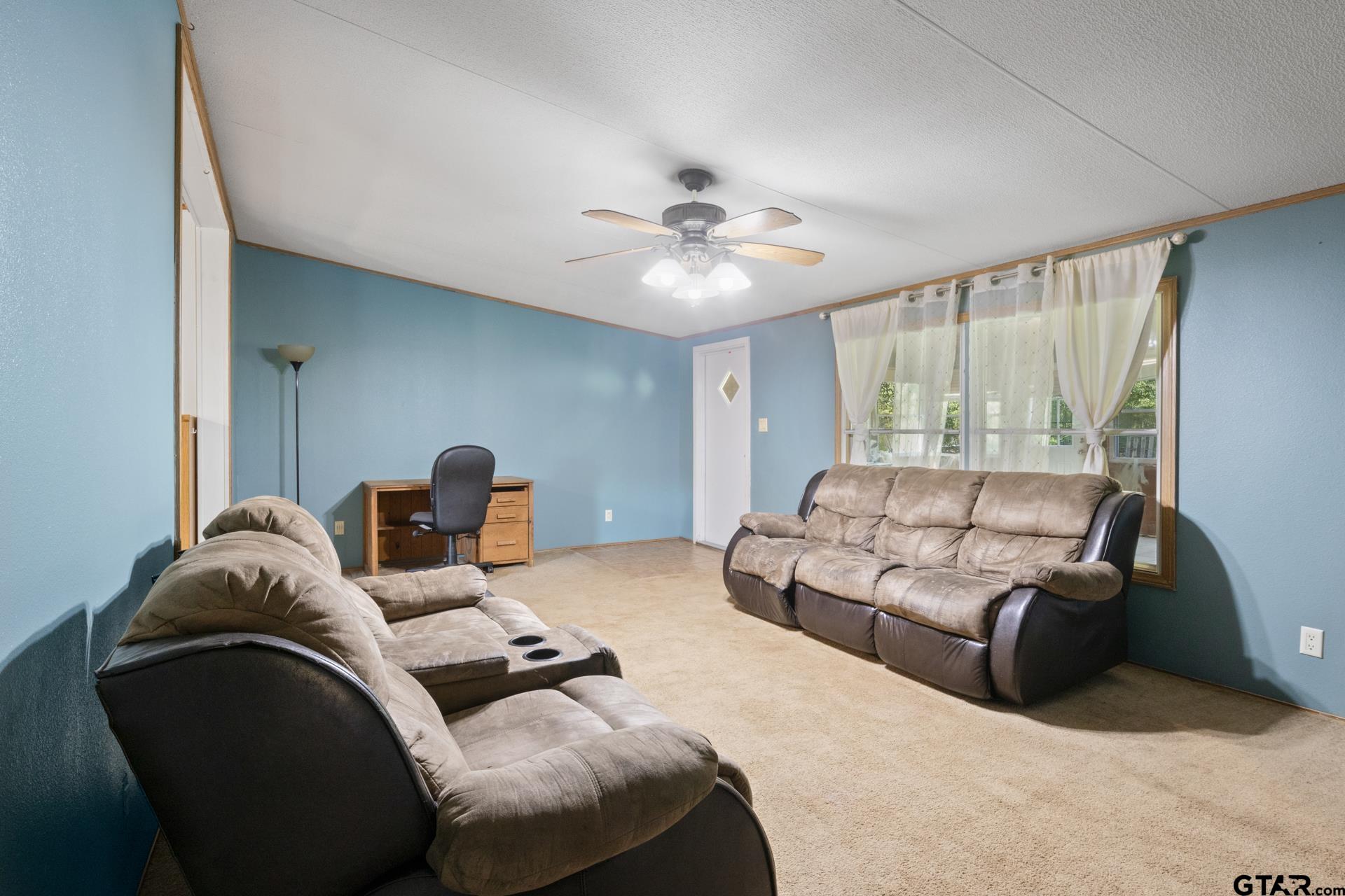 3926 Pignut Rd
