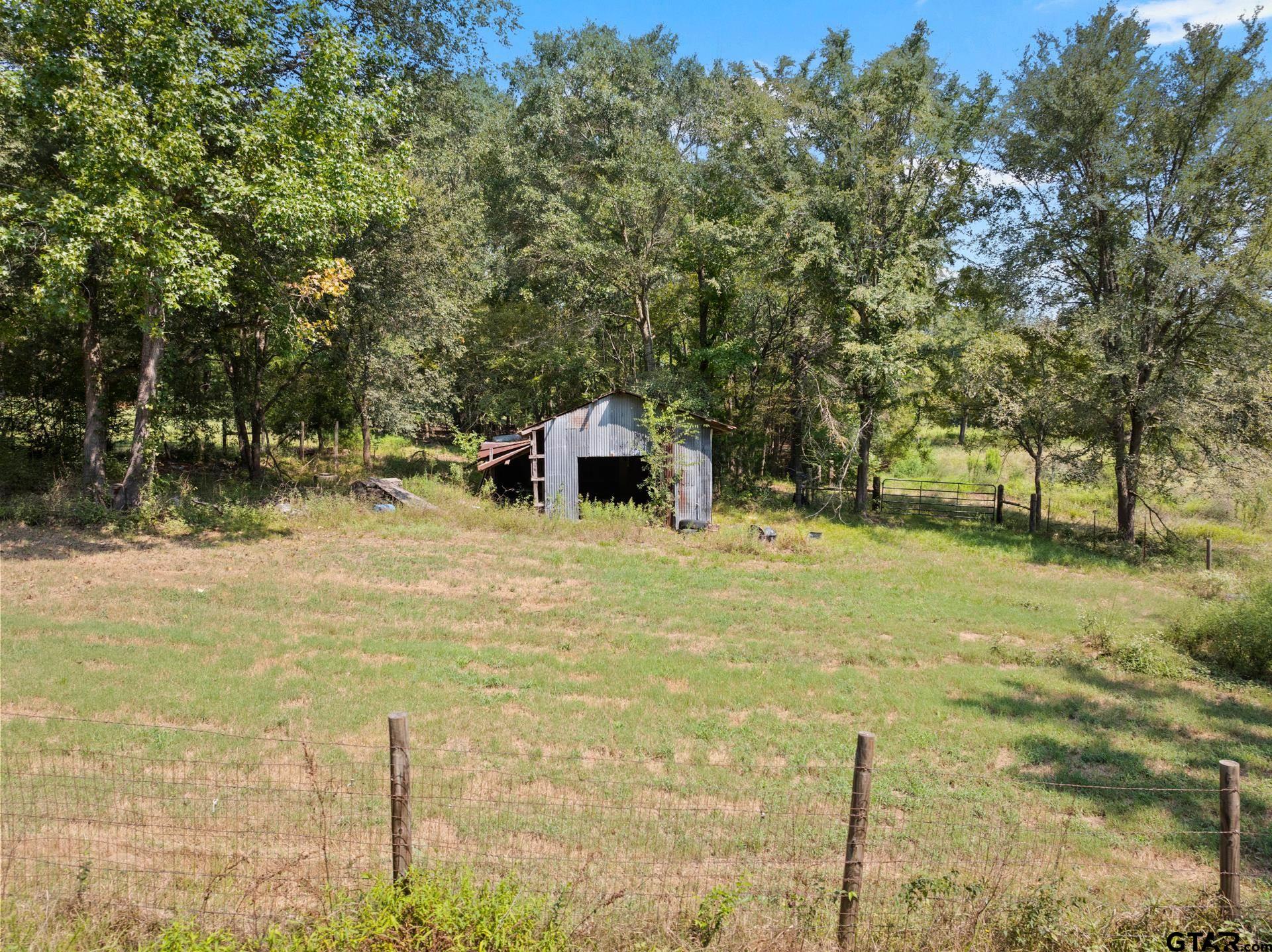 3926 Pignut Rd