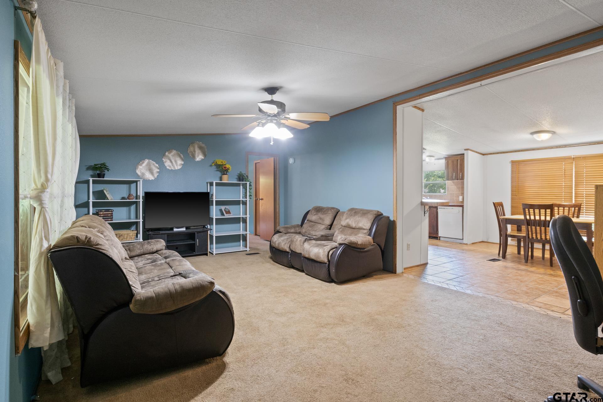 3926 Pignut Rd