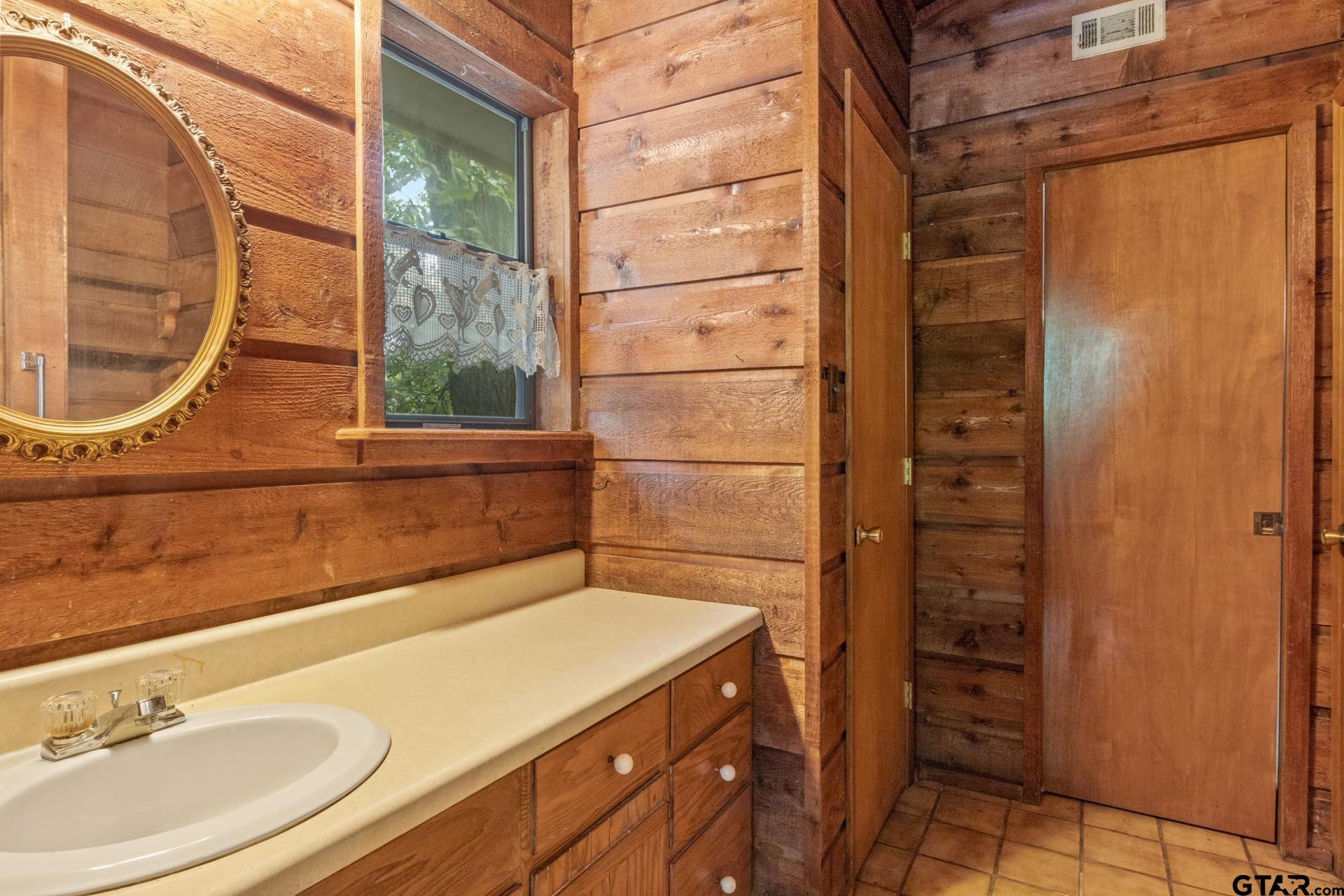 508 W 12th