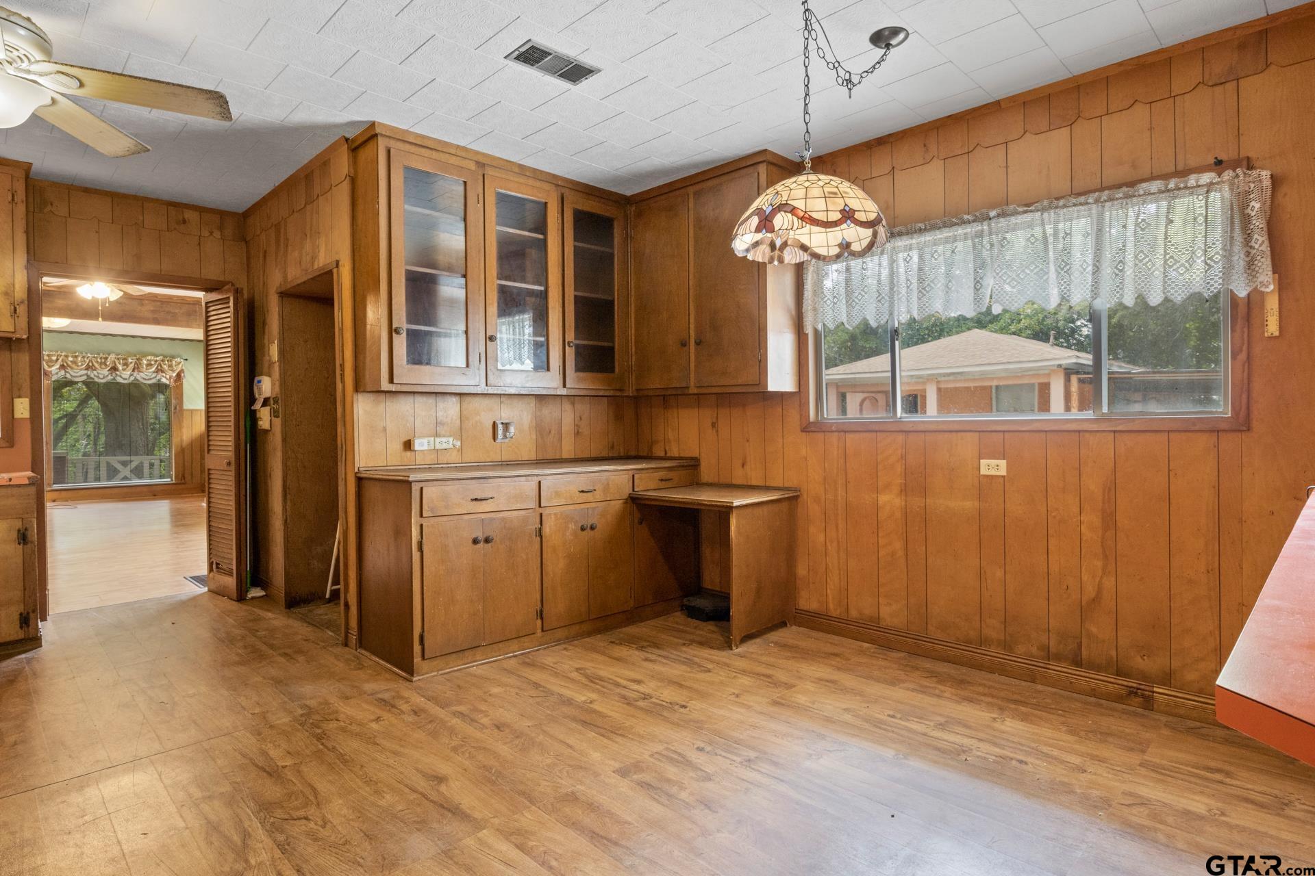 508 W 12th