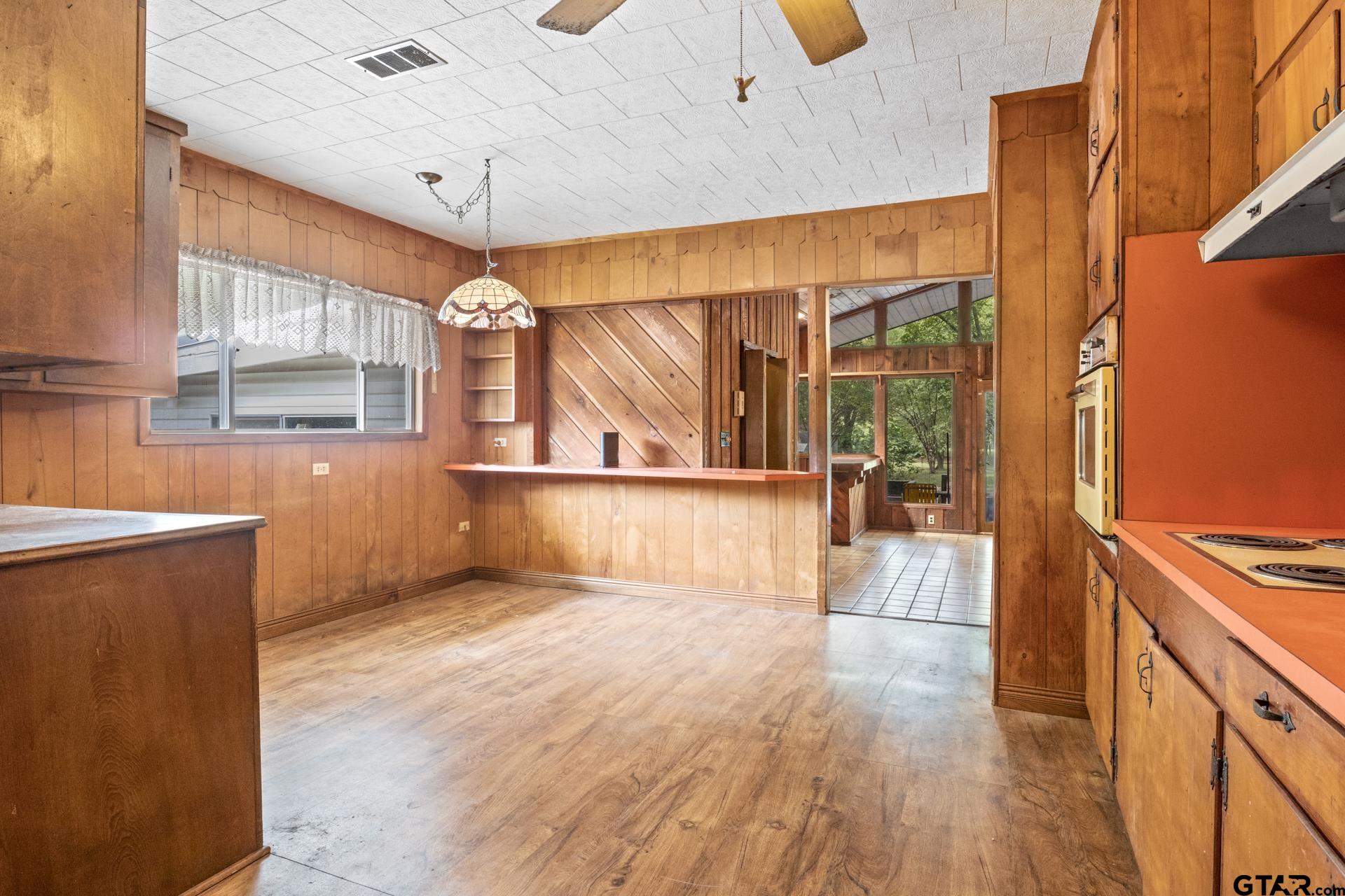 508 W 12th