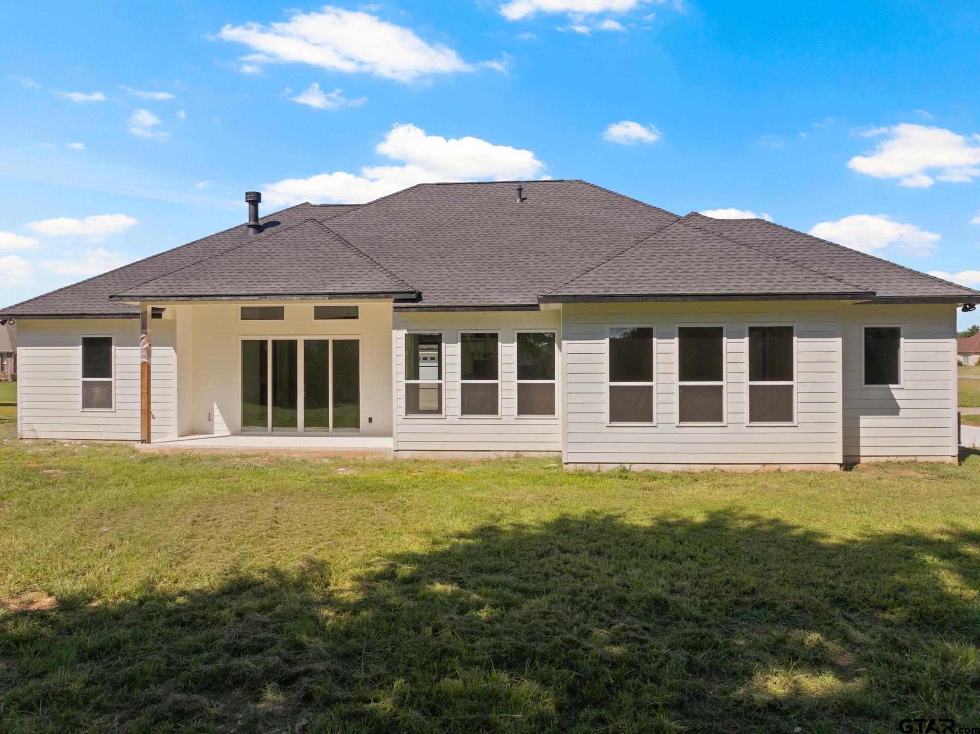 2732 Stone Hedge