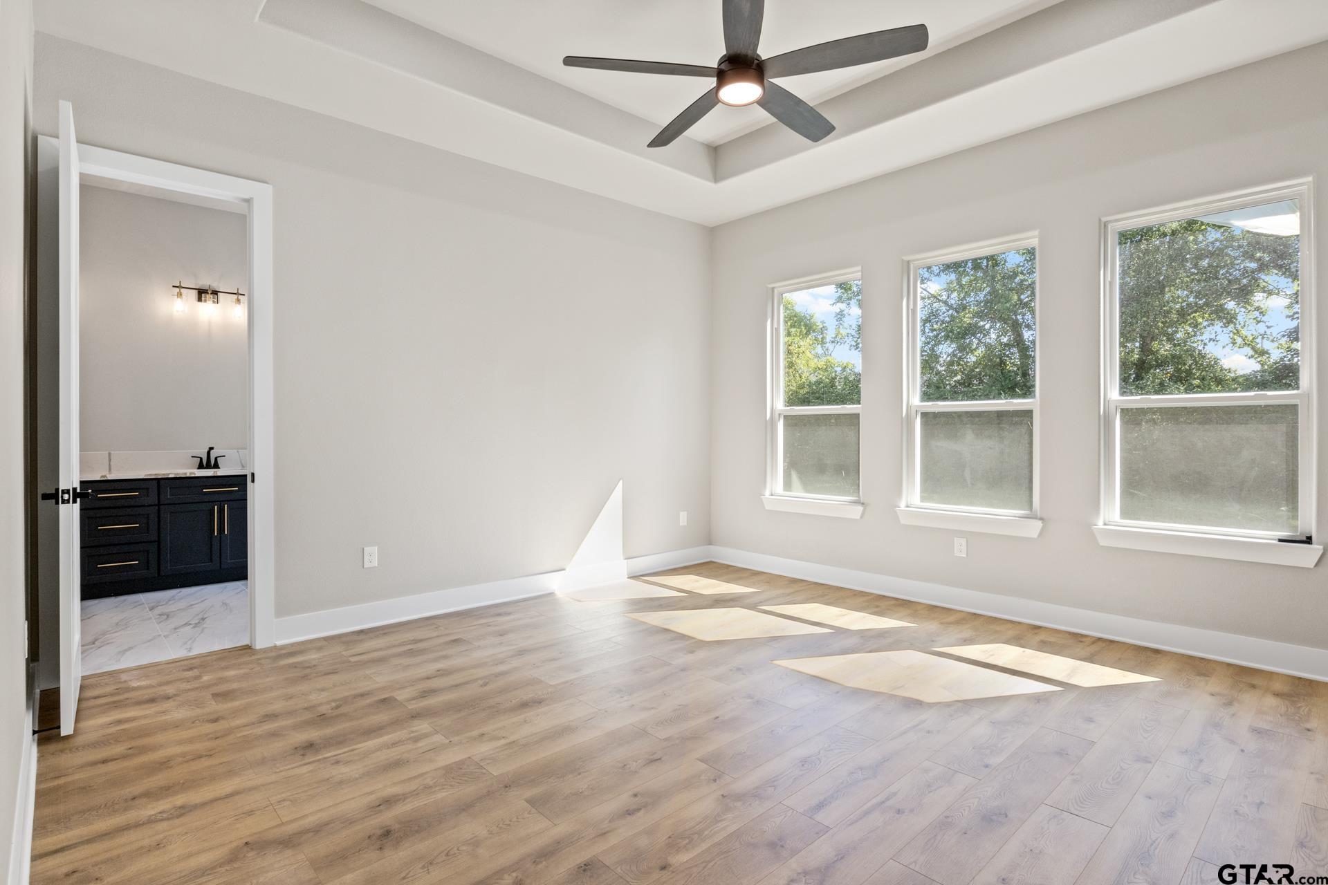 2732 Stone Hedge