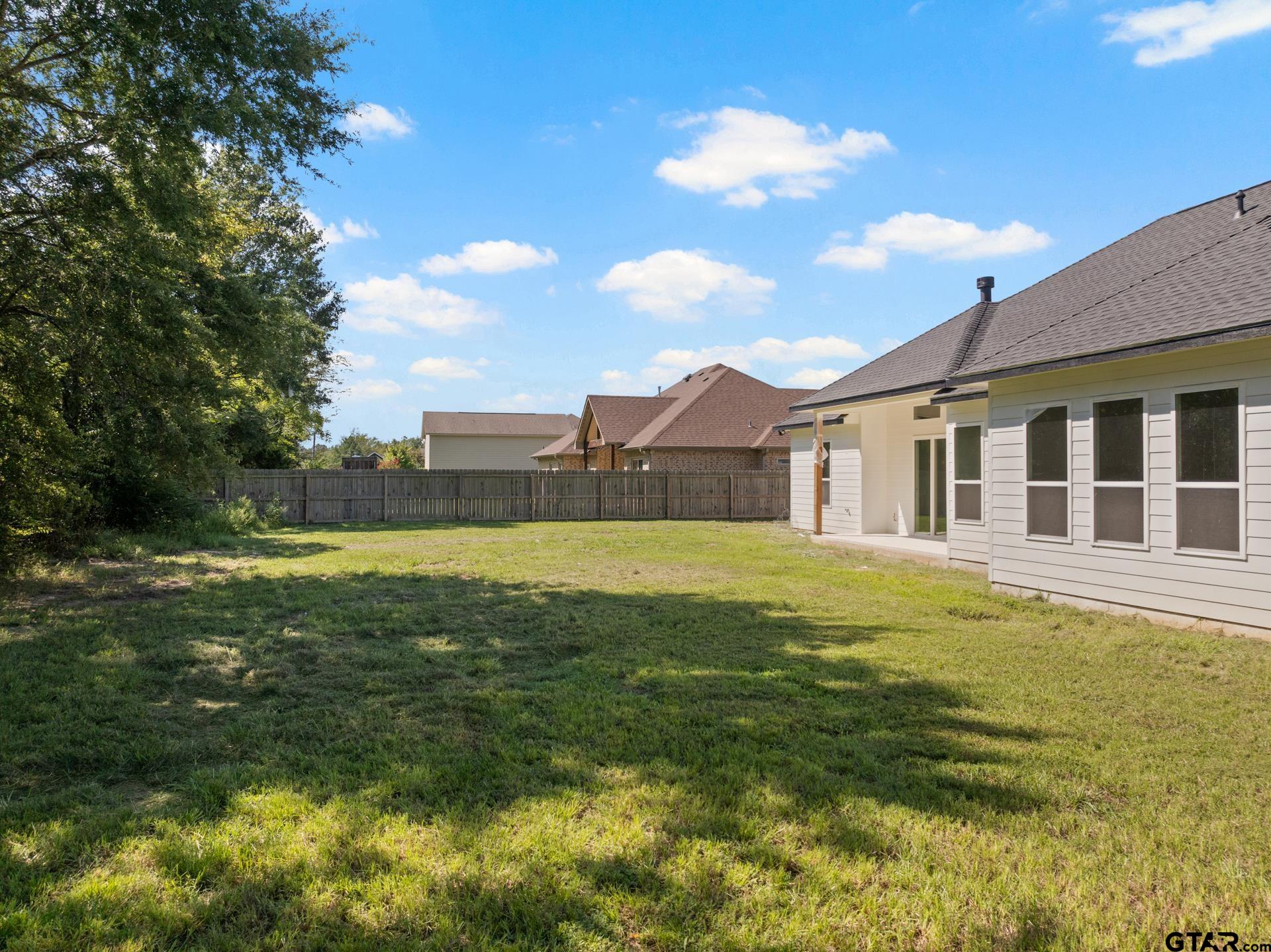 2732 Stone Hedge