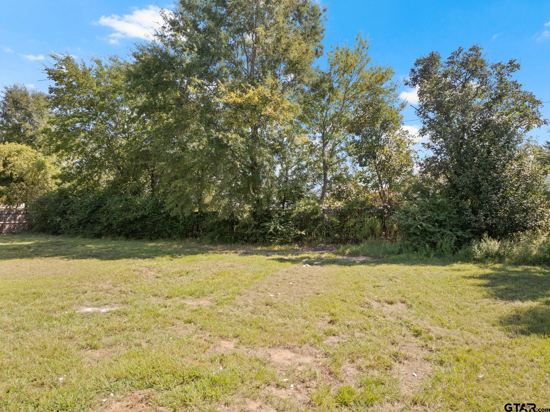 2732 Stone Hedge