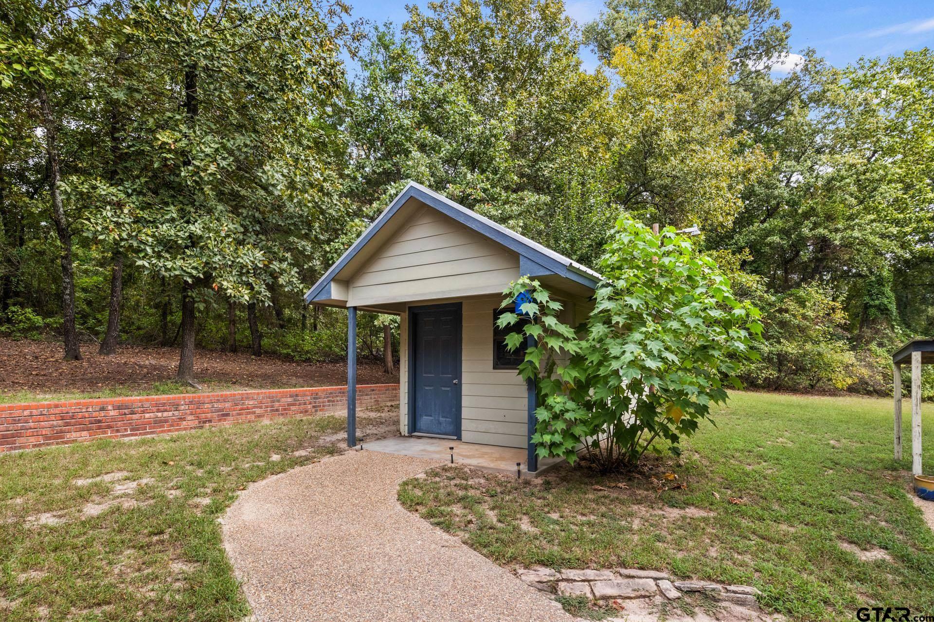 100 Private Road 4303