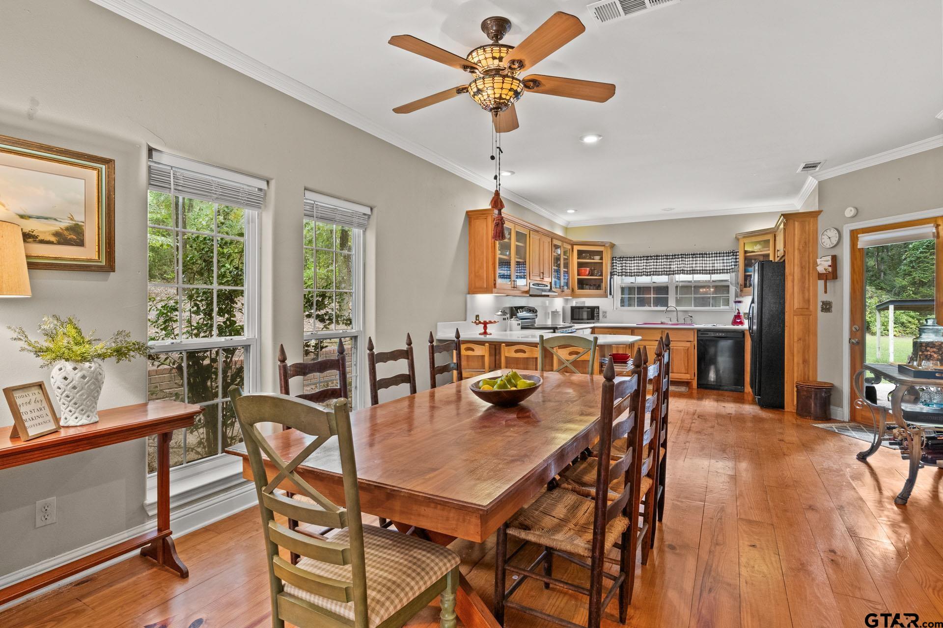 100 Private Road 4303