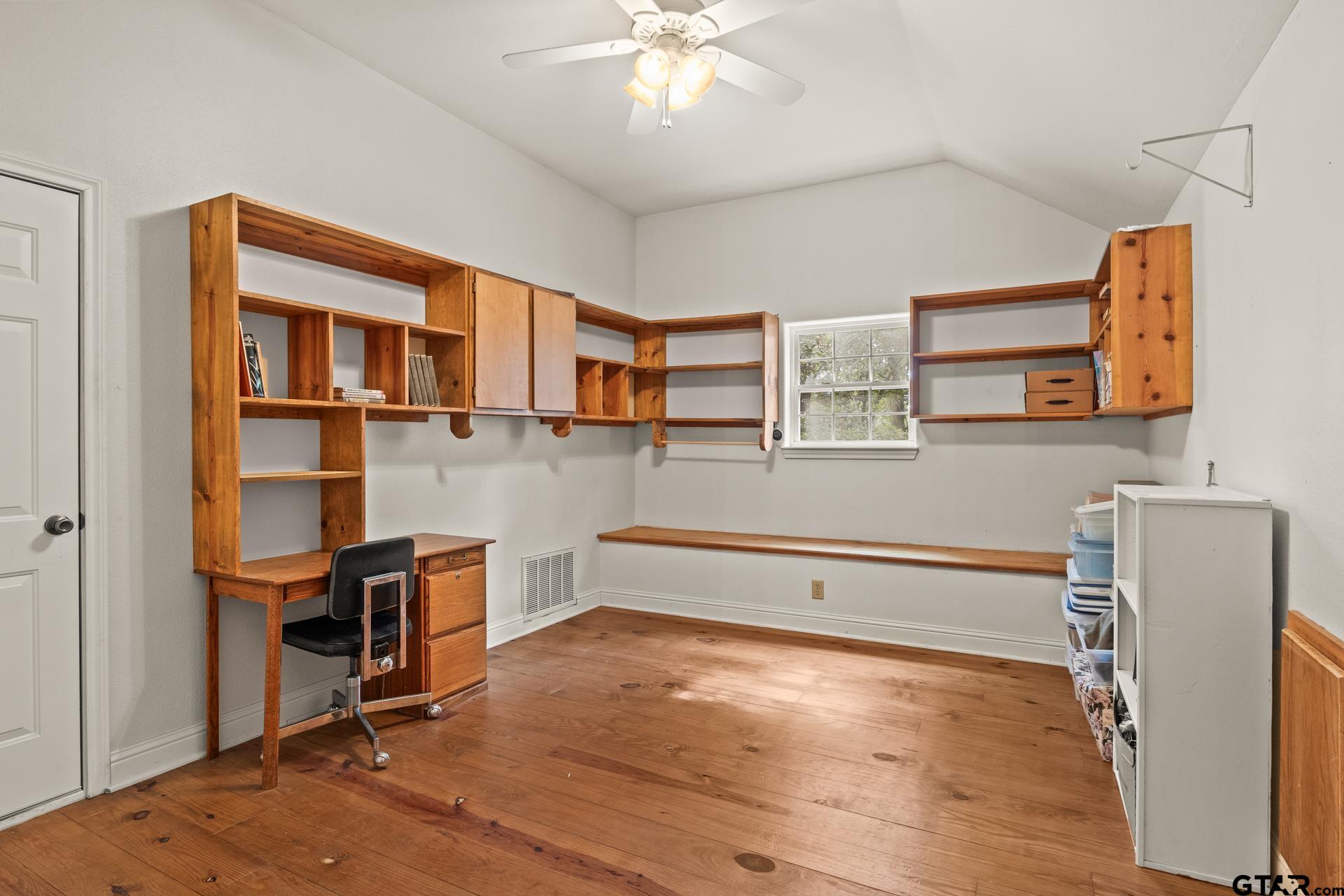 100 Private Road 4303