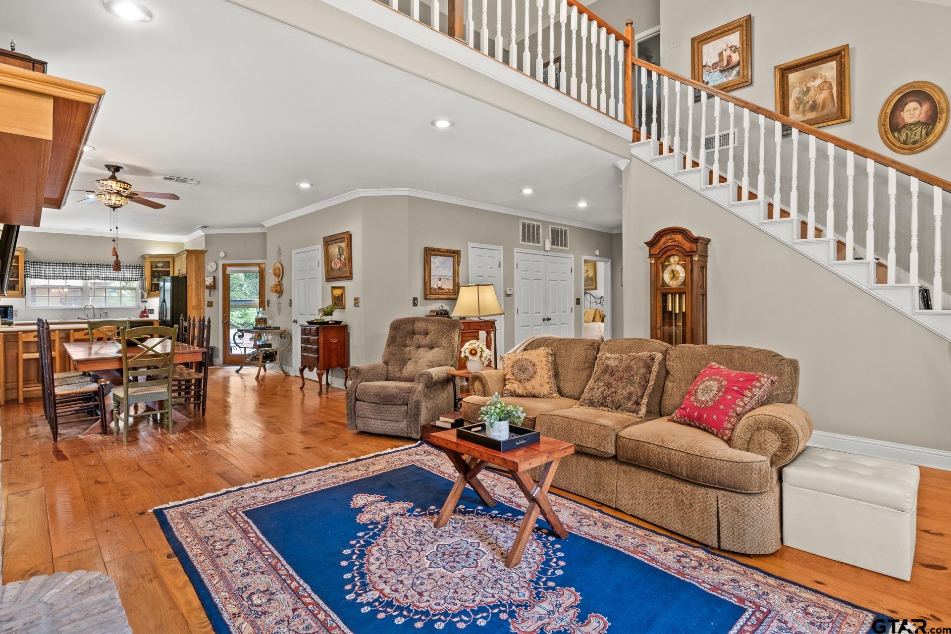 100 Private Road 4303