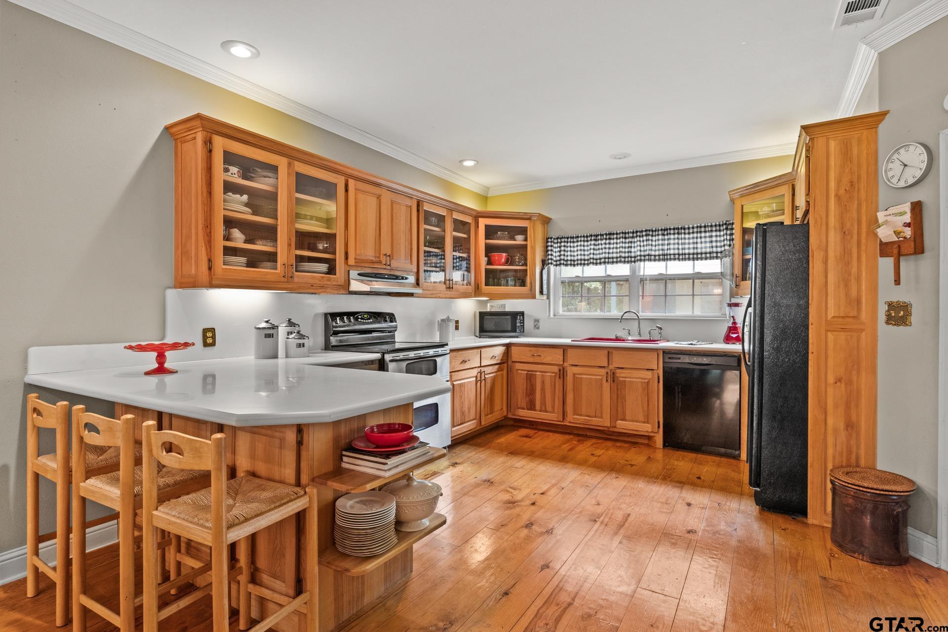 100 Private Road 4303