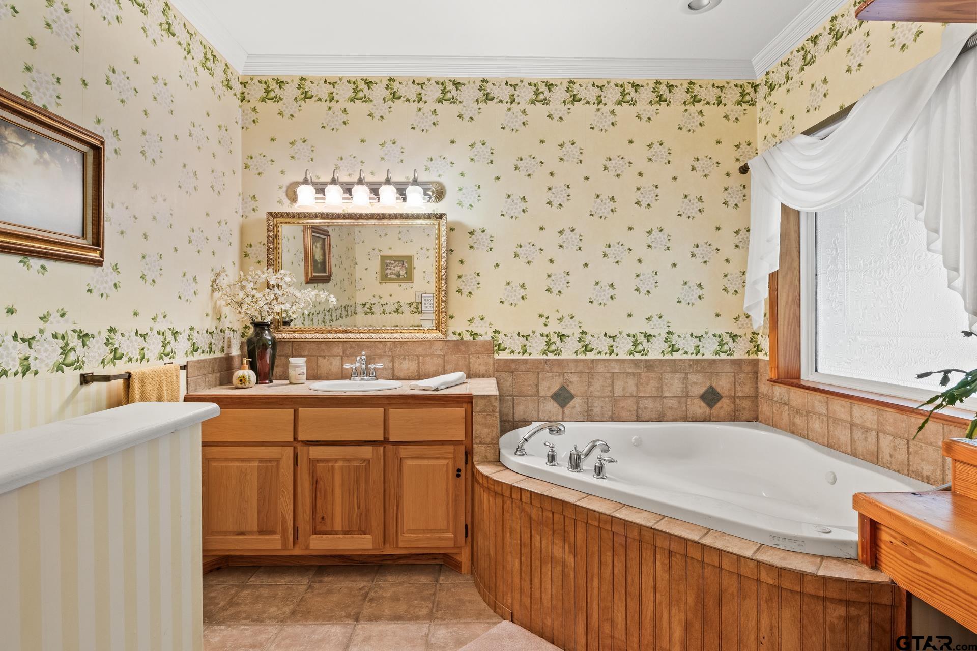 100 Private Road 4303