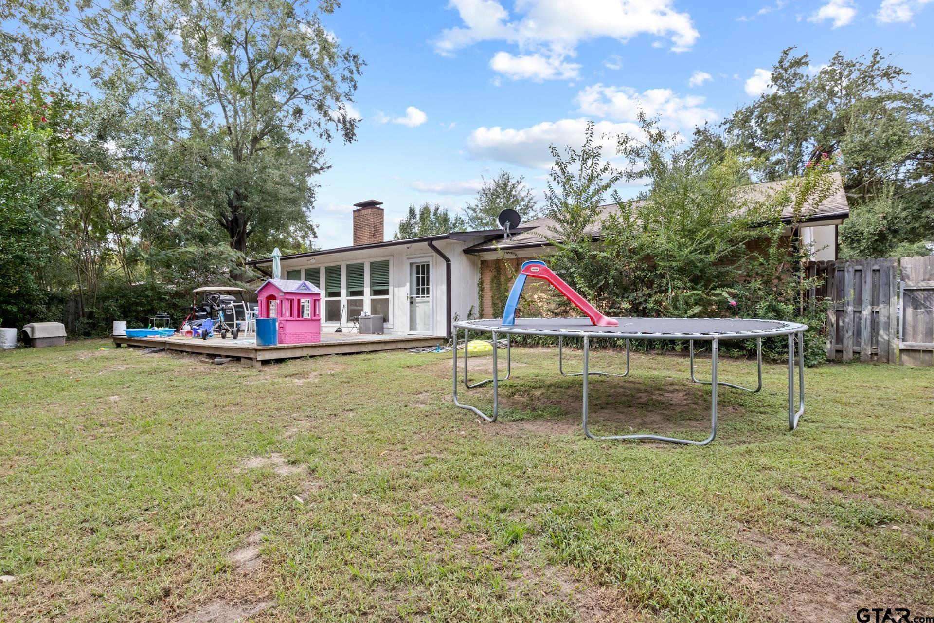 1503 Williams Ave