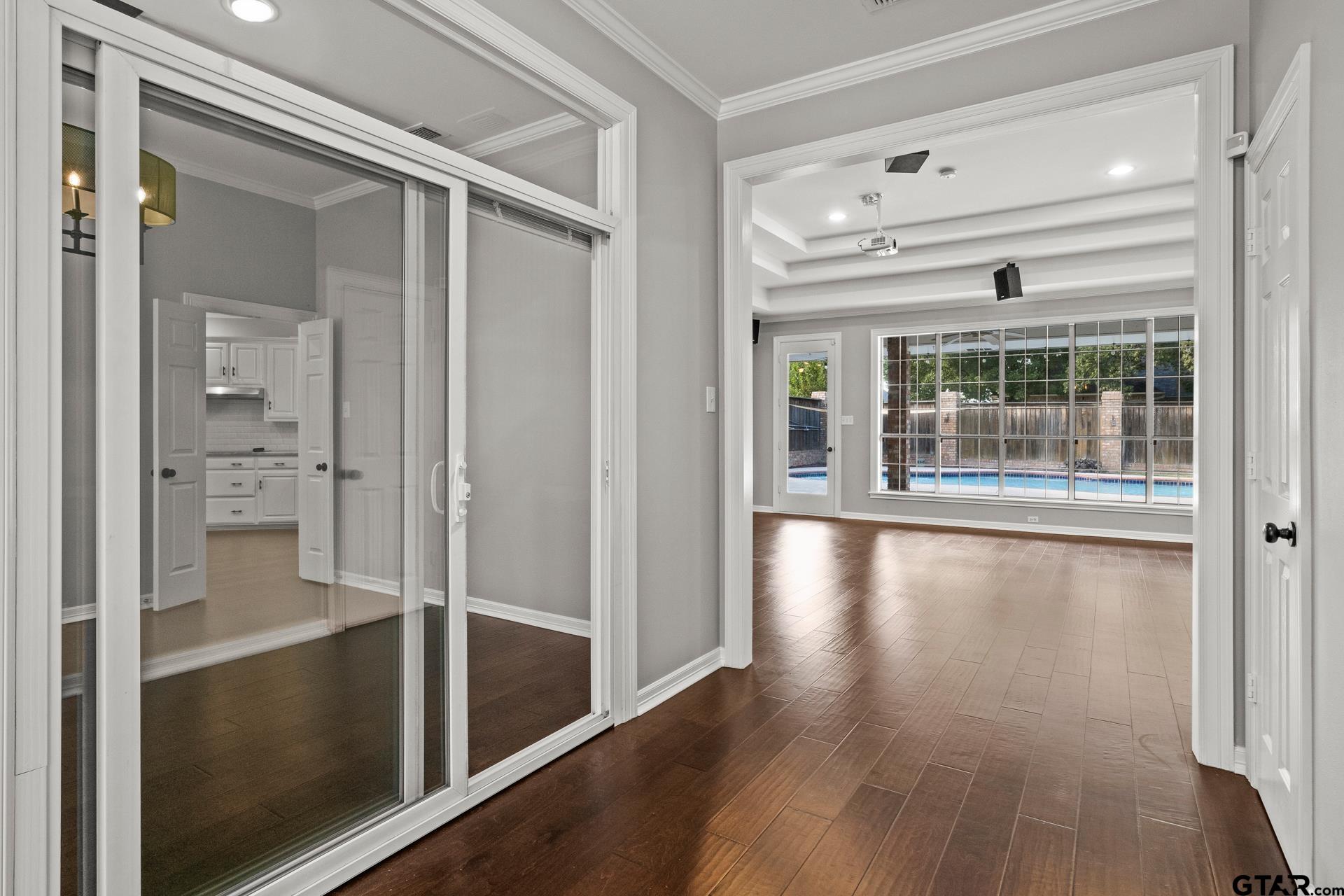 100 Turnberry Circle