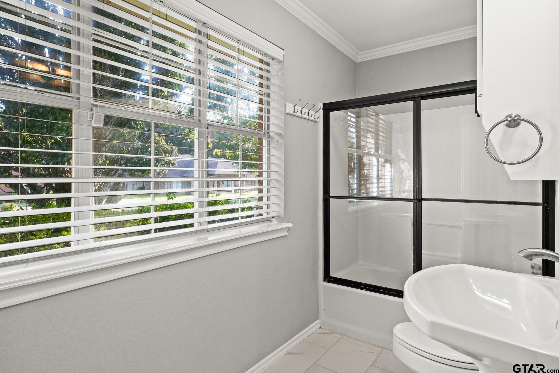 100 Turnberry Circle