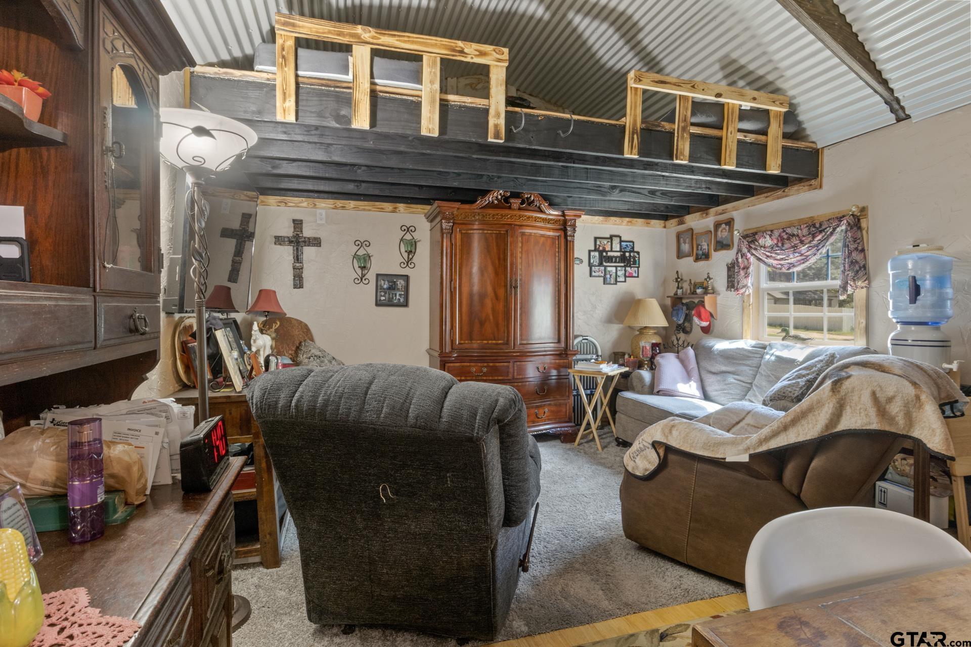 61 Private Road 52436