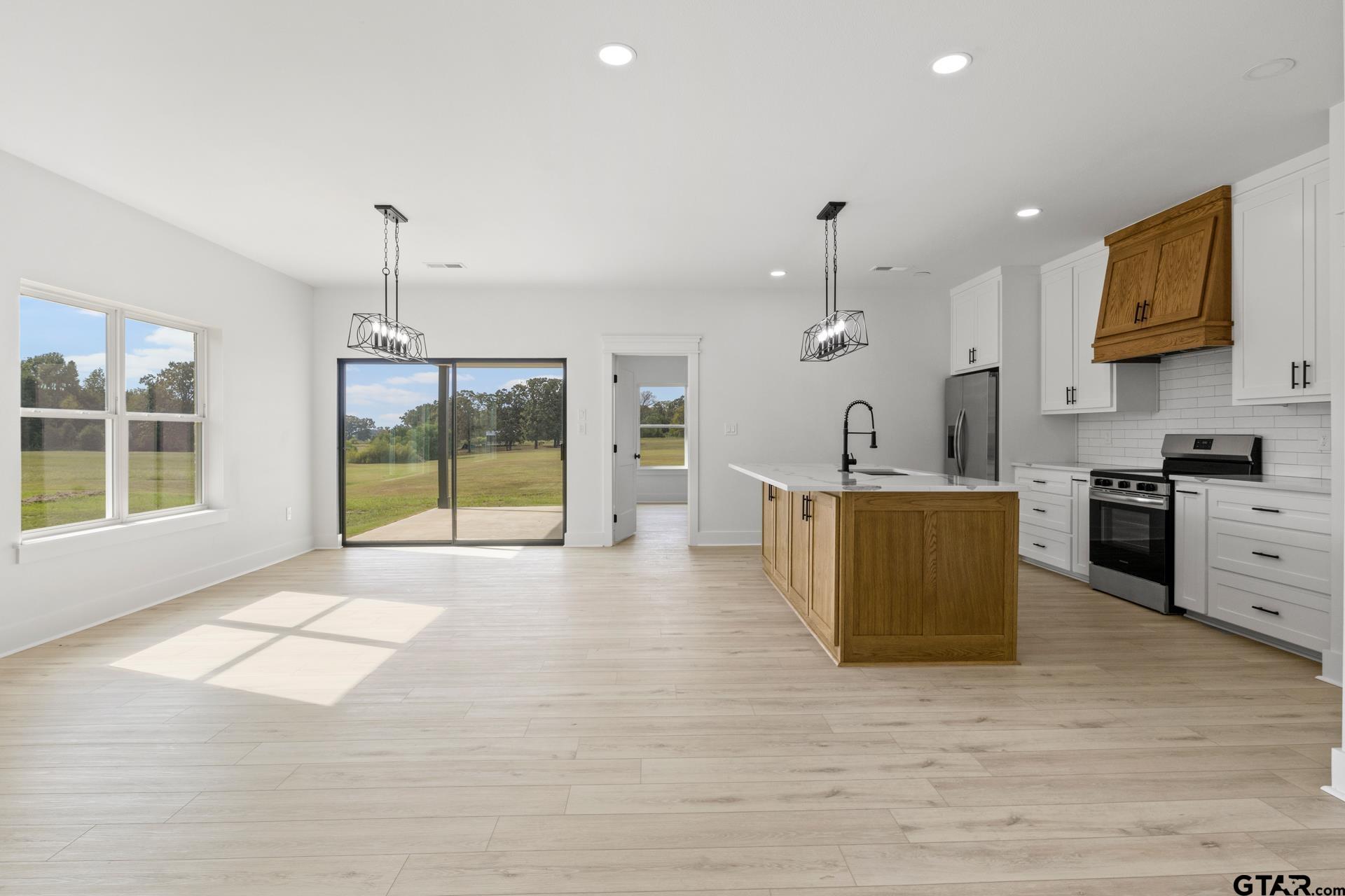 2408 Matthew Drive