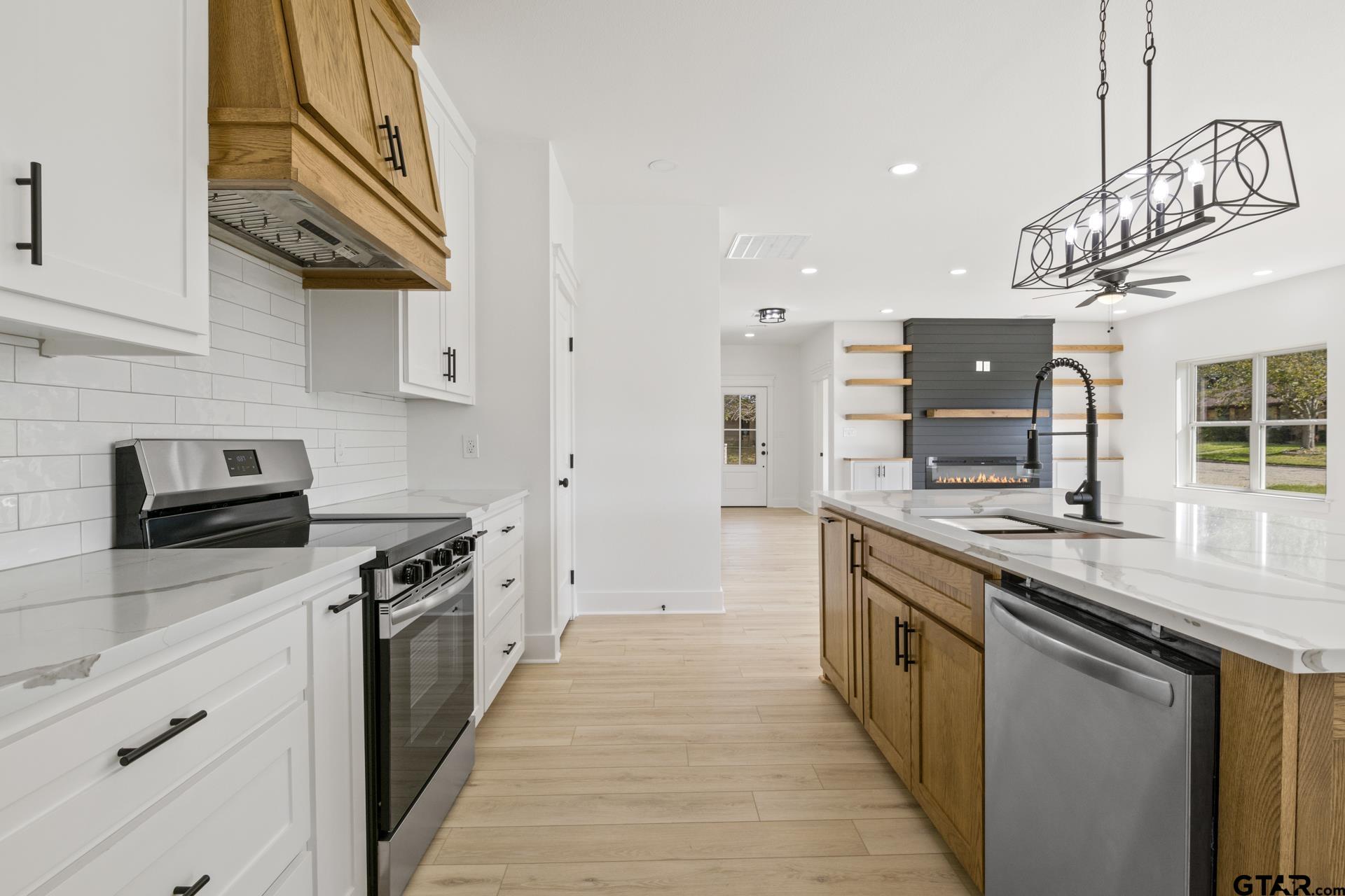 2408 Matthew Drive