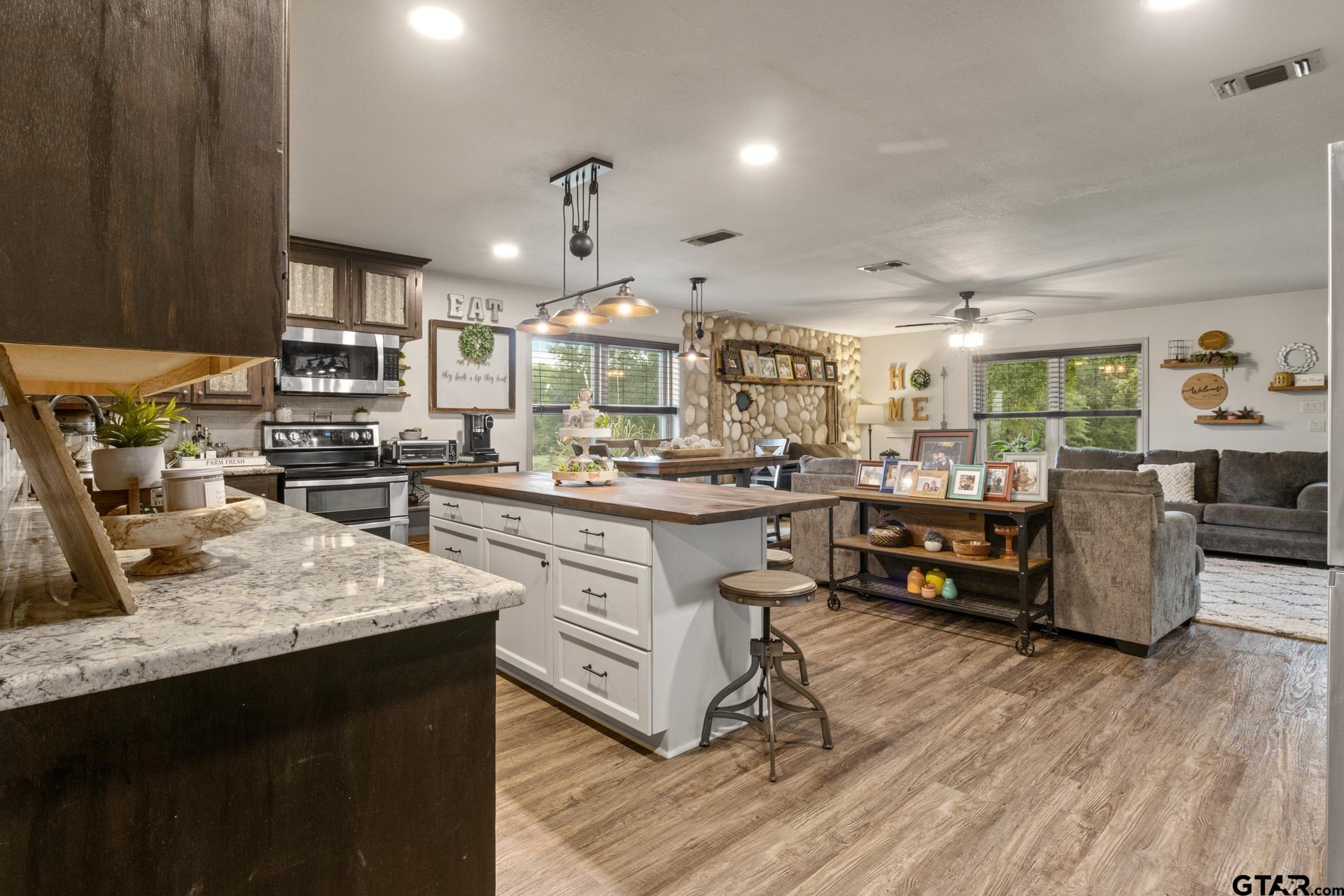 1663 County Road 1405