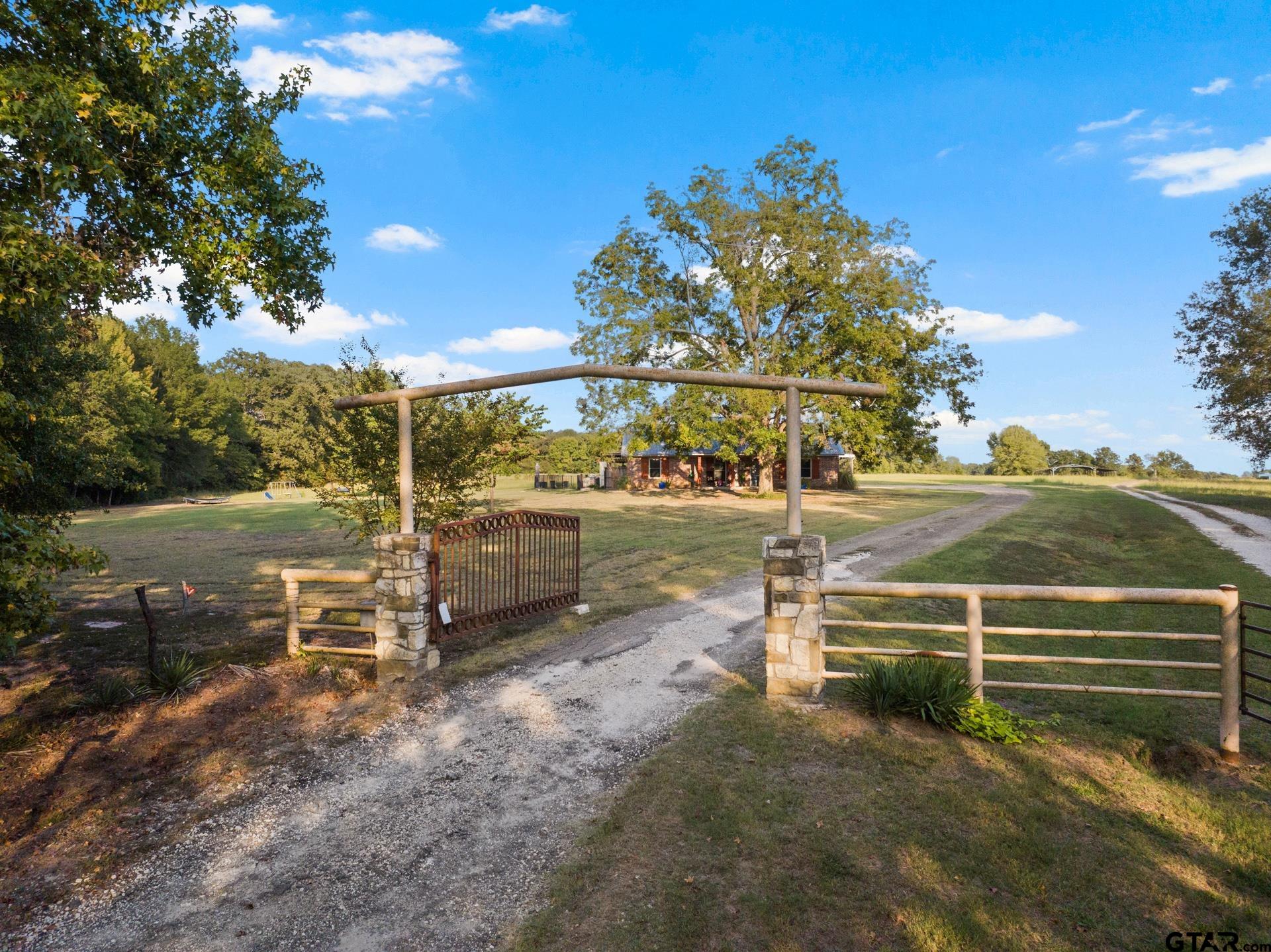 1663 County Road 1405