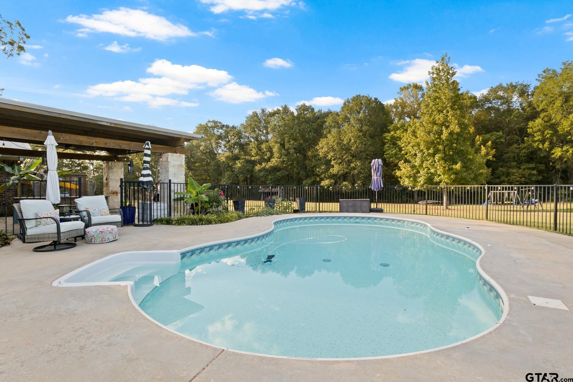 1663 County Road 1405
