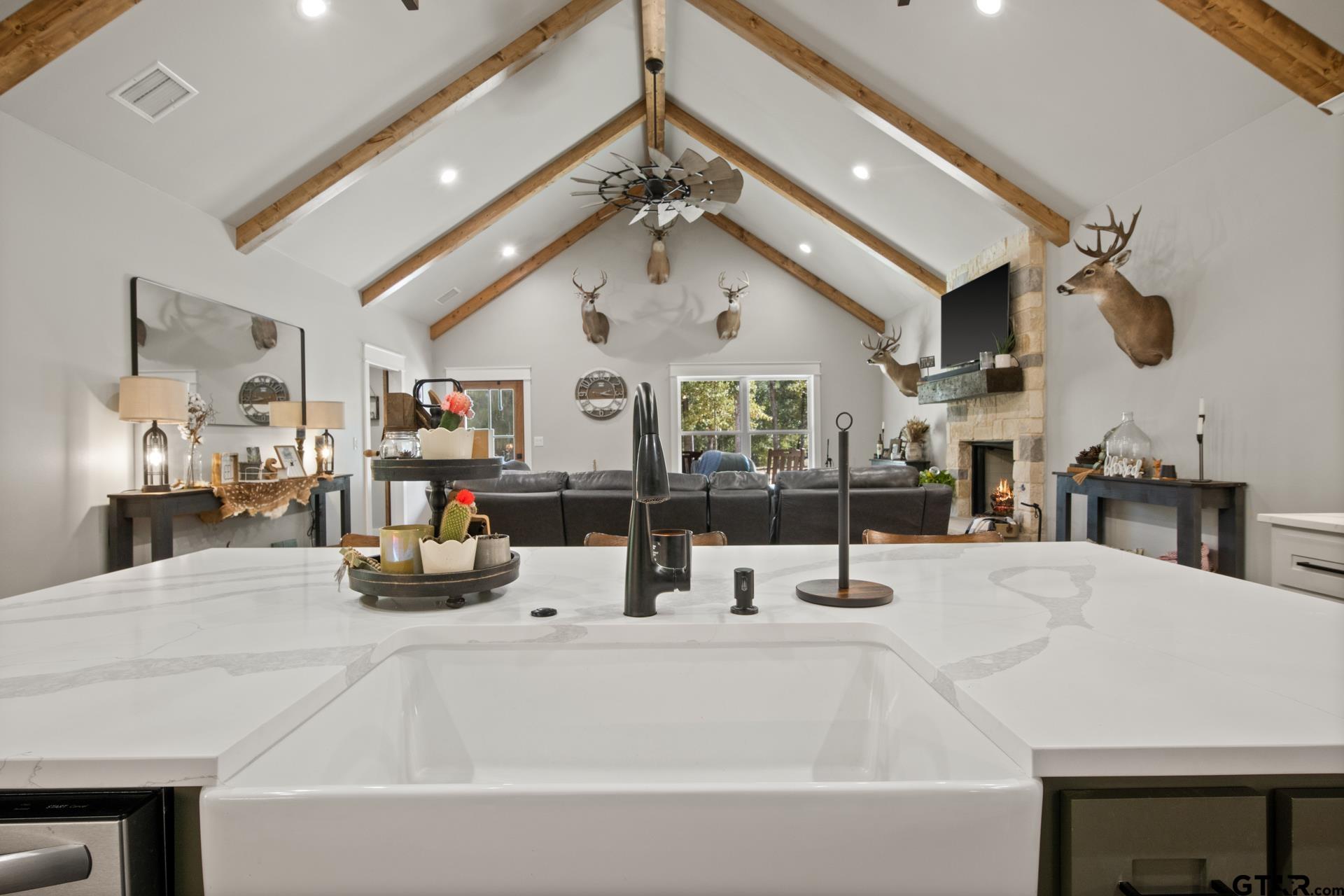 3465 County Road 1360