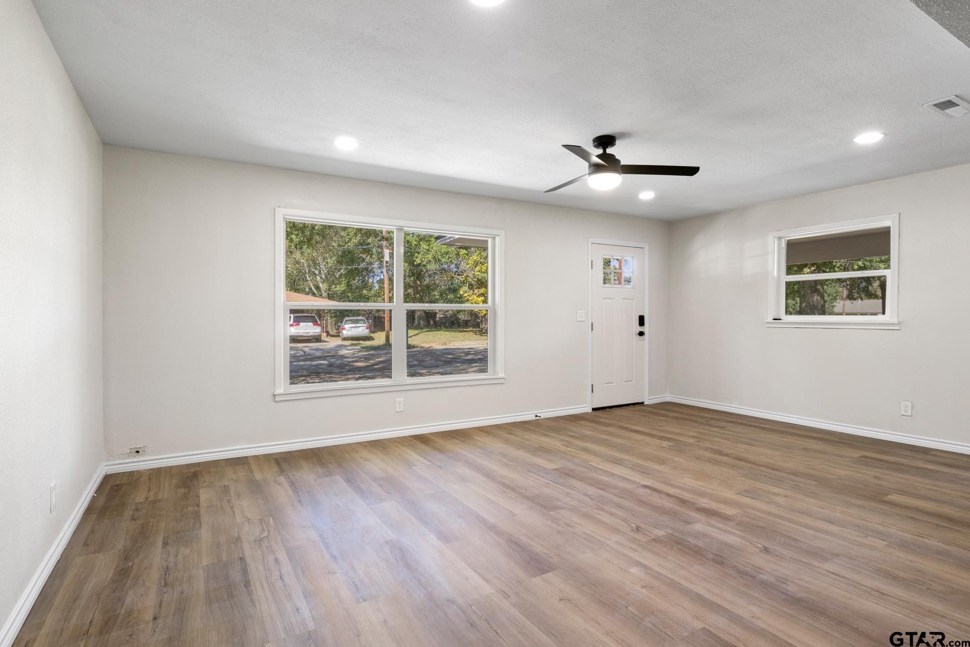 312 Willow