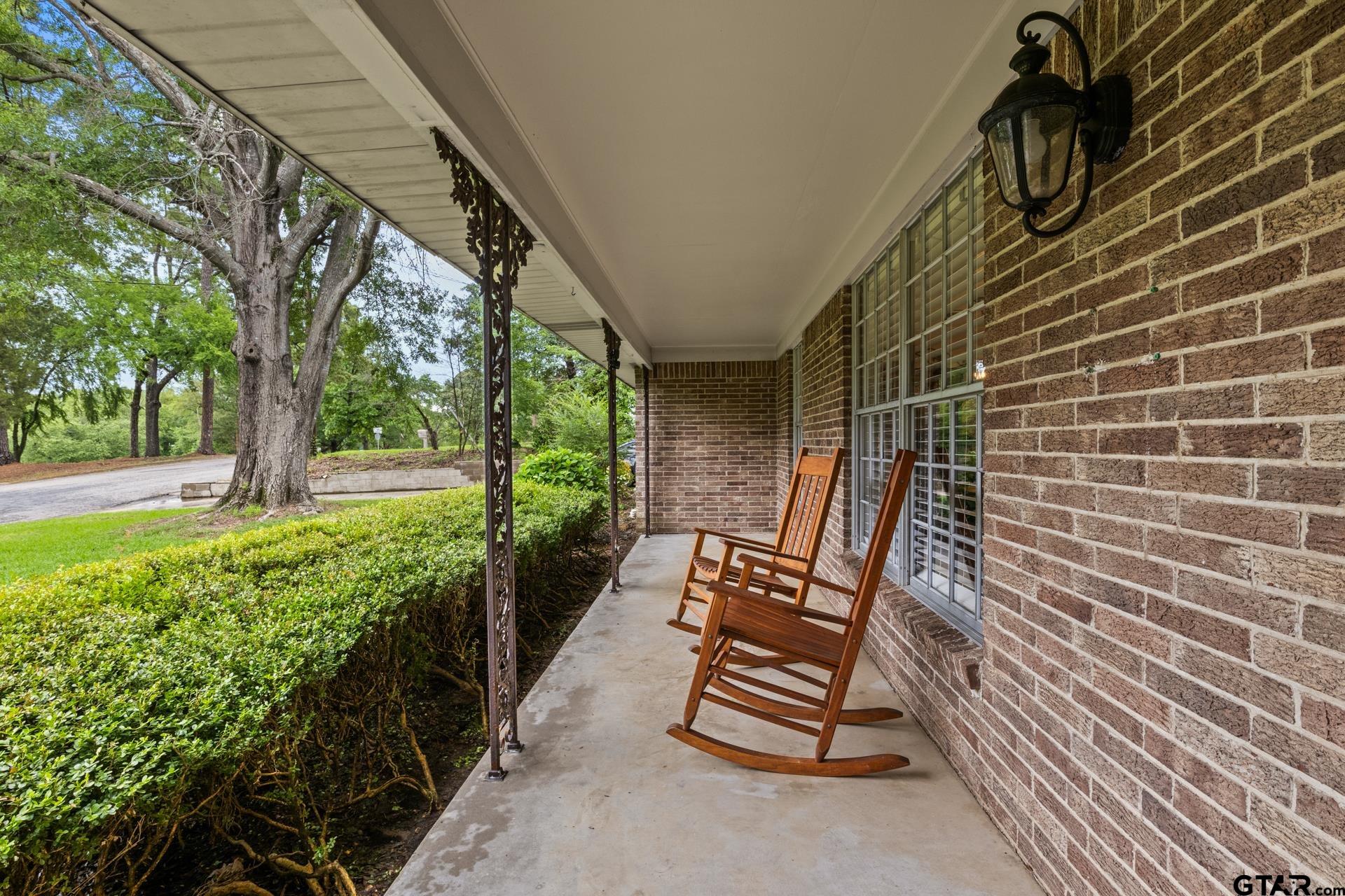 306 Dellwood Drive