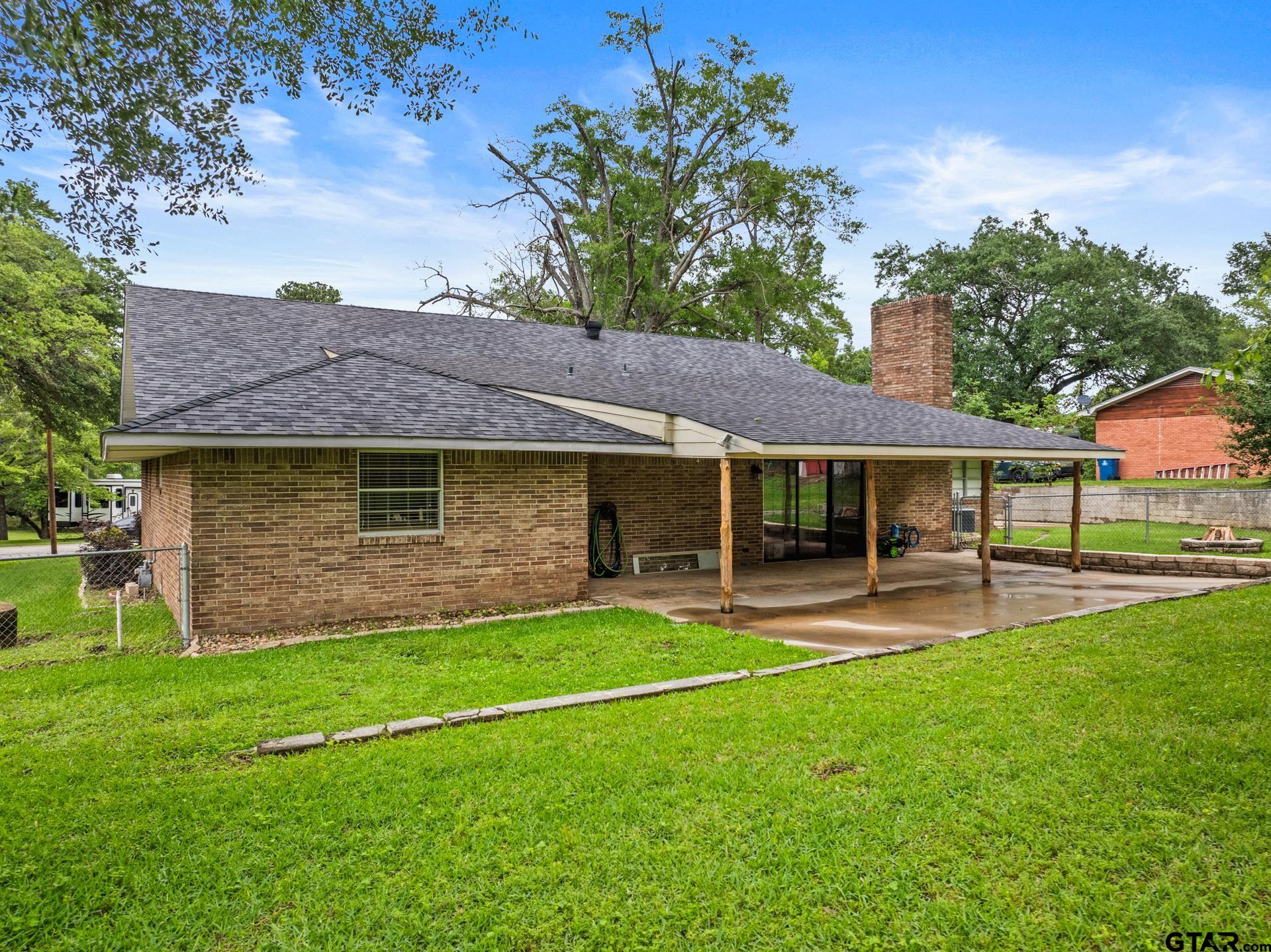 306 Dellwood Drive