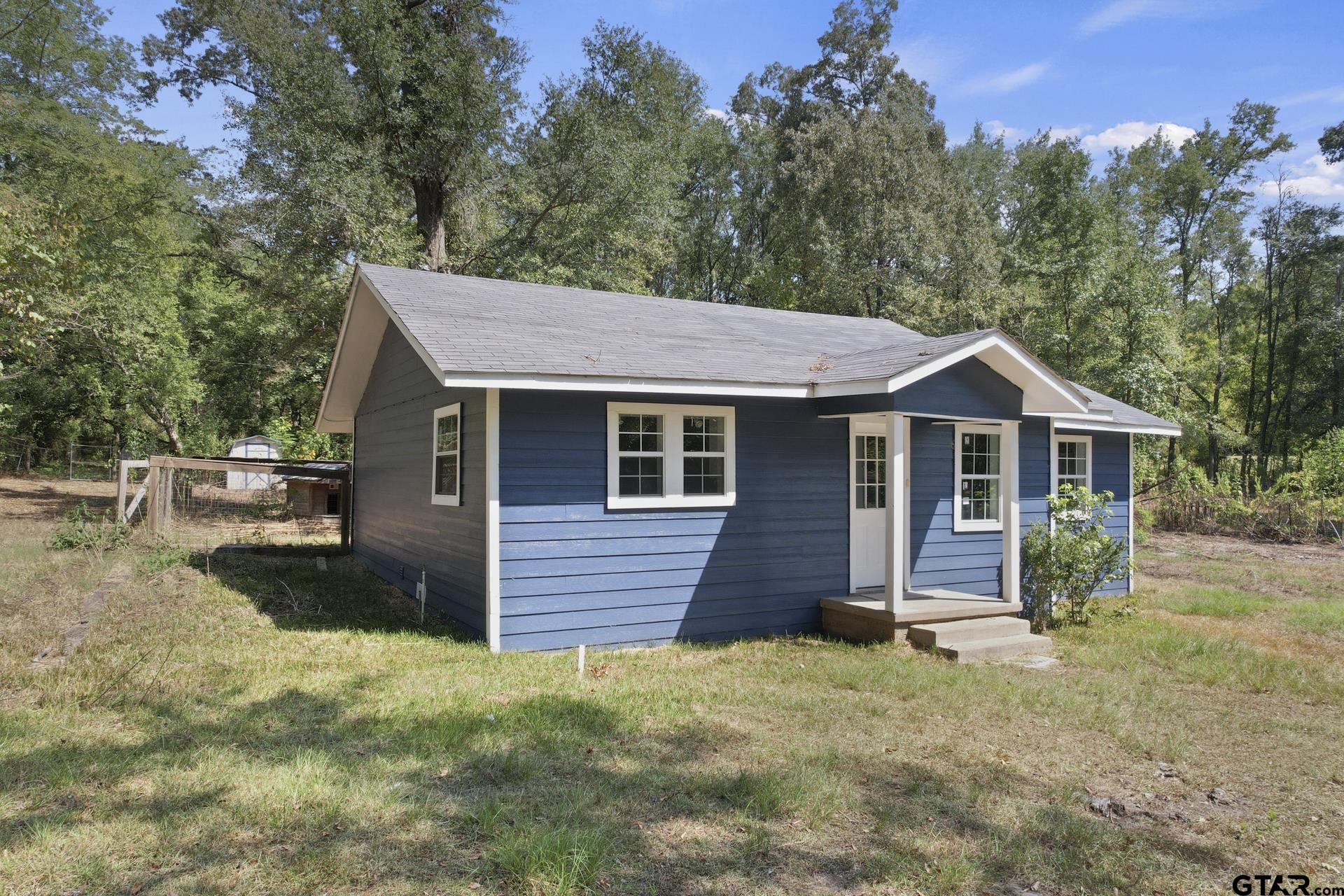 3826 W Highway 11