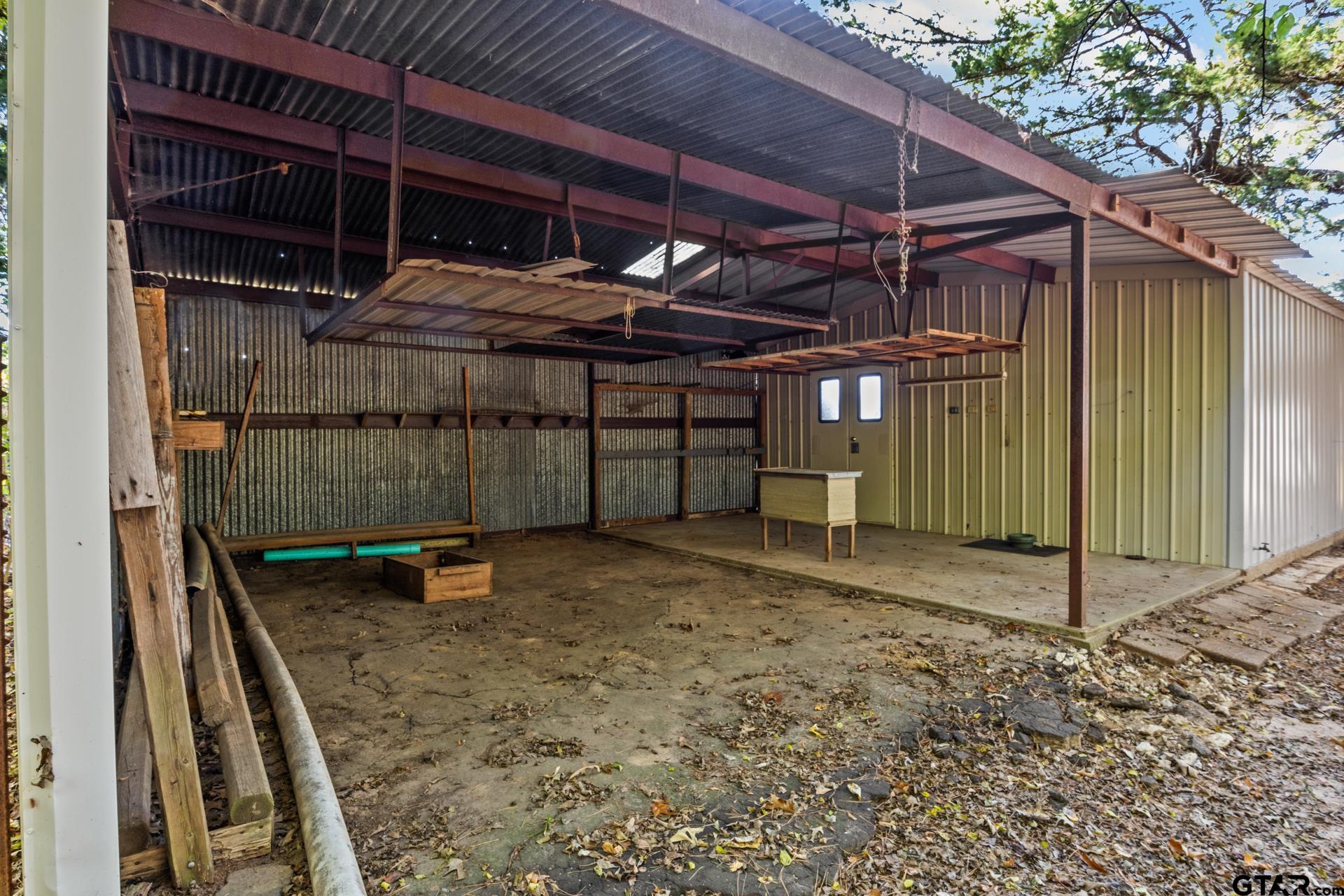 1570 County Road 3260