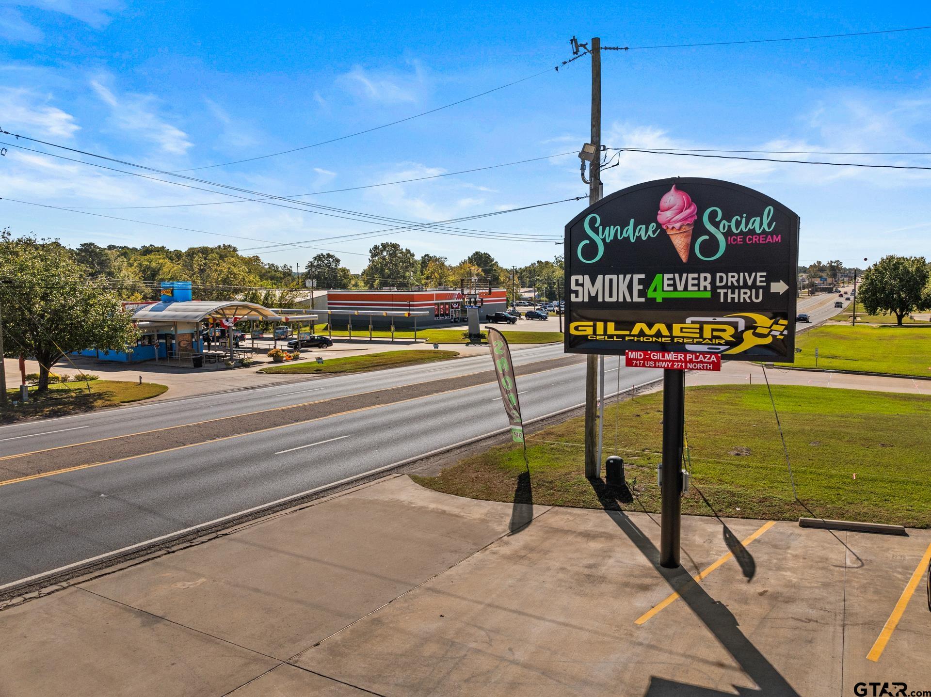 717 N US Hwy 271