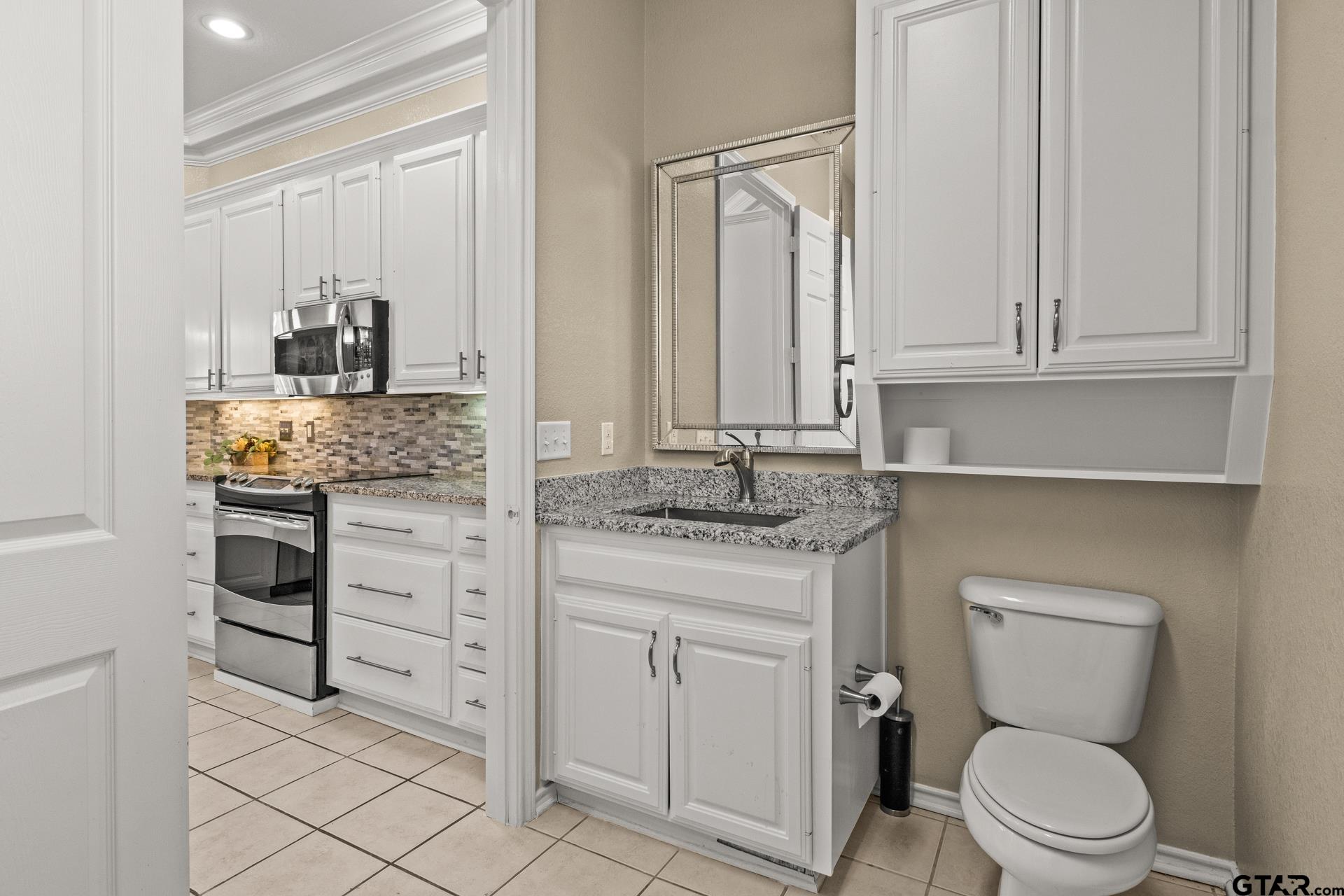 2301 S Williams Avenue