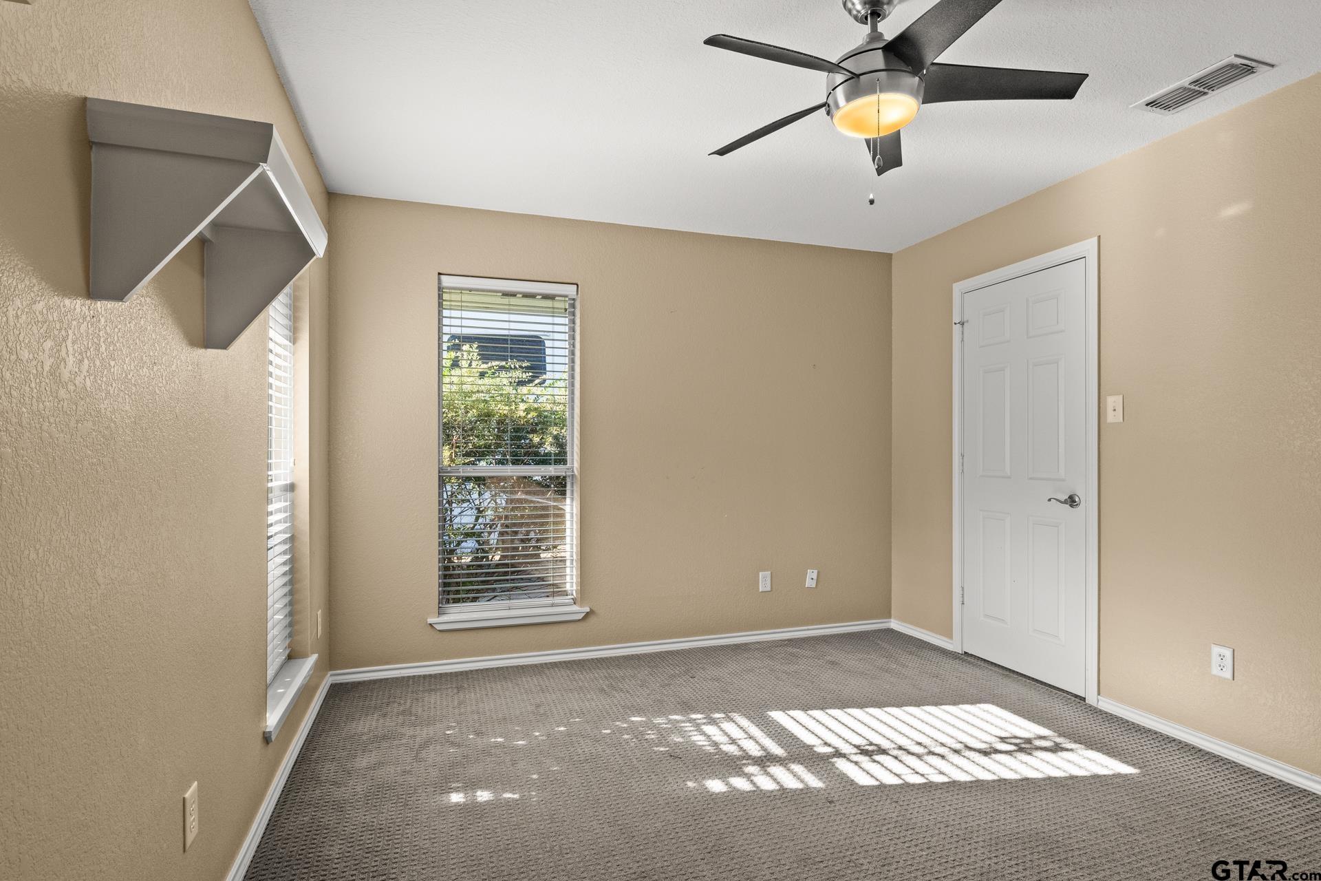 2301 S Williams Avenue