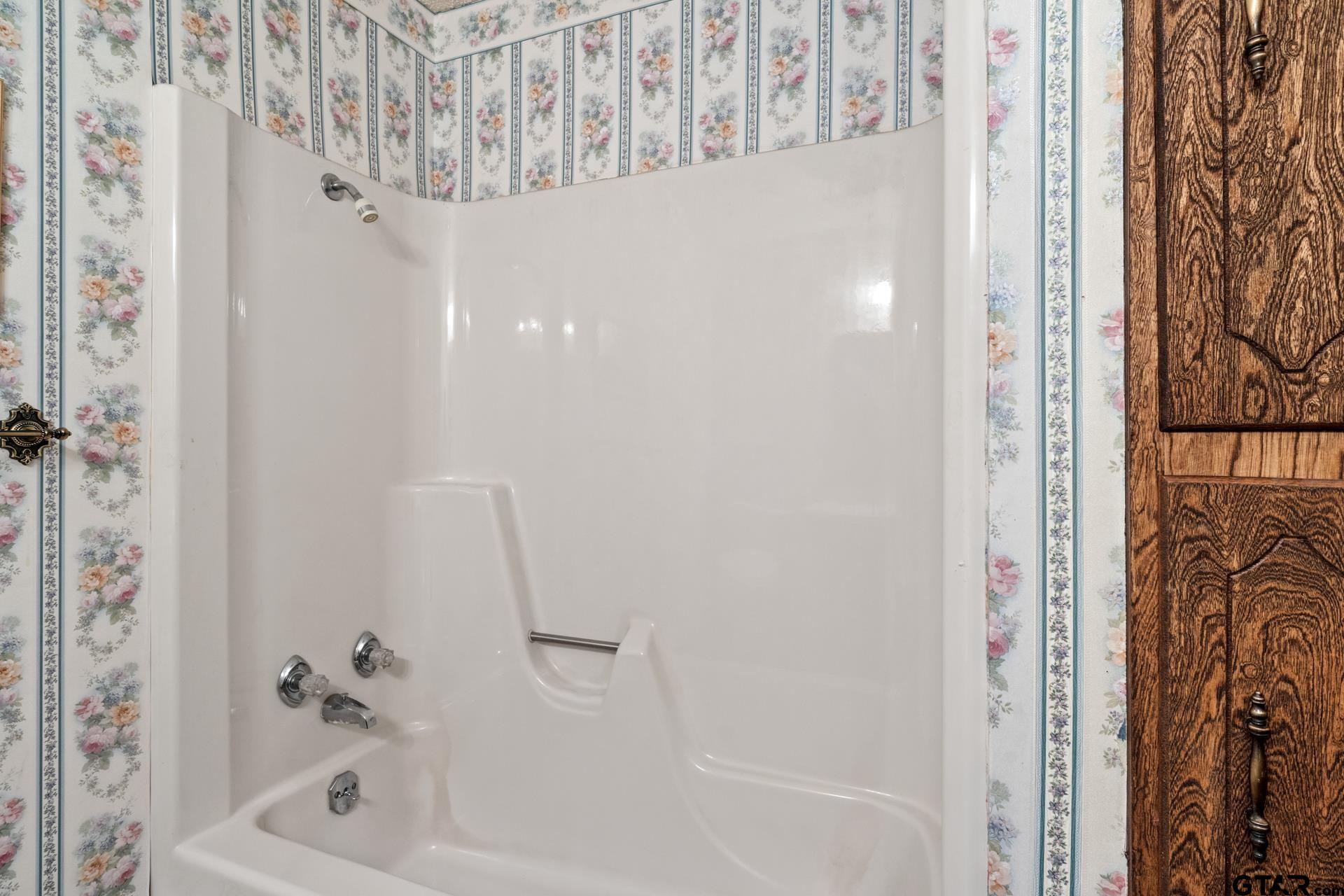 229 County Road 3215