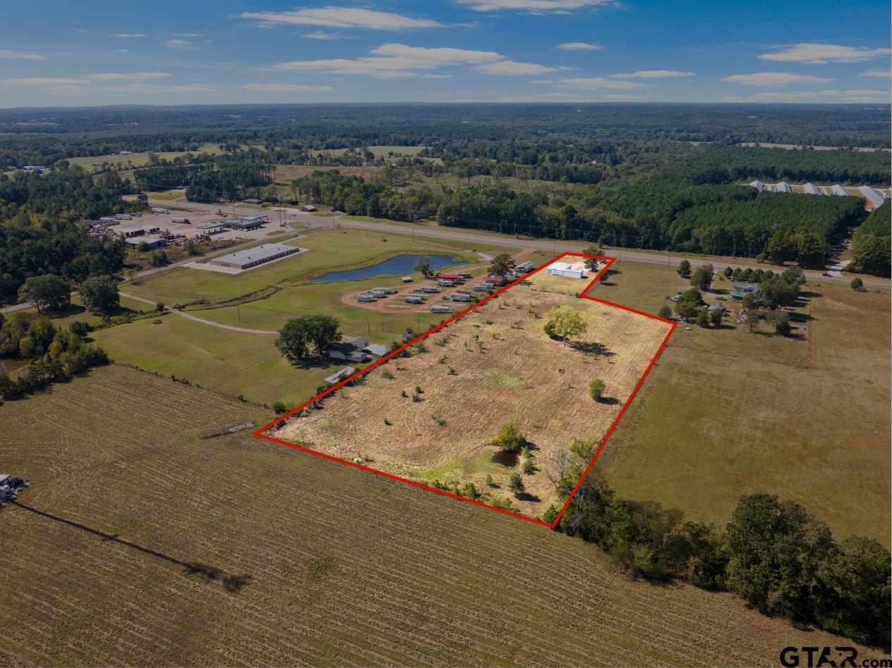 9108 N US Hwy 271