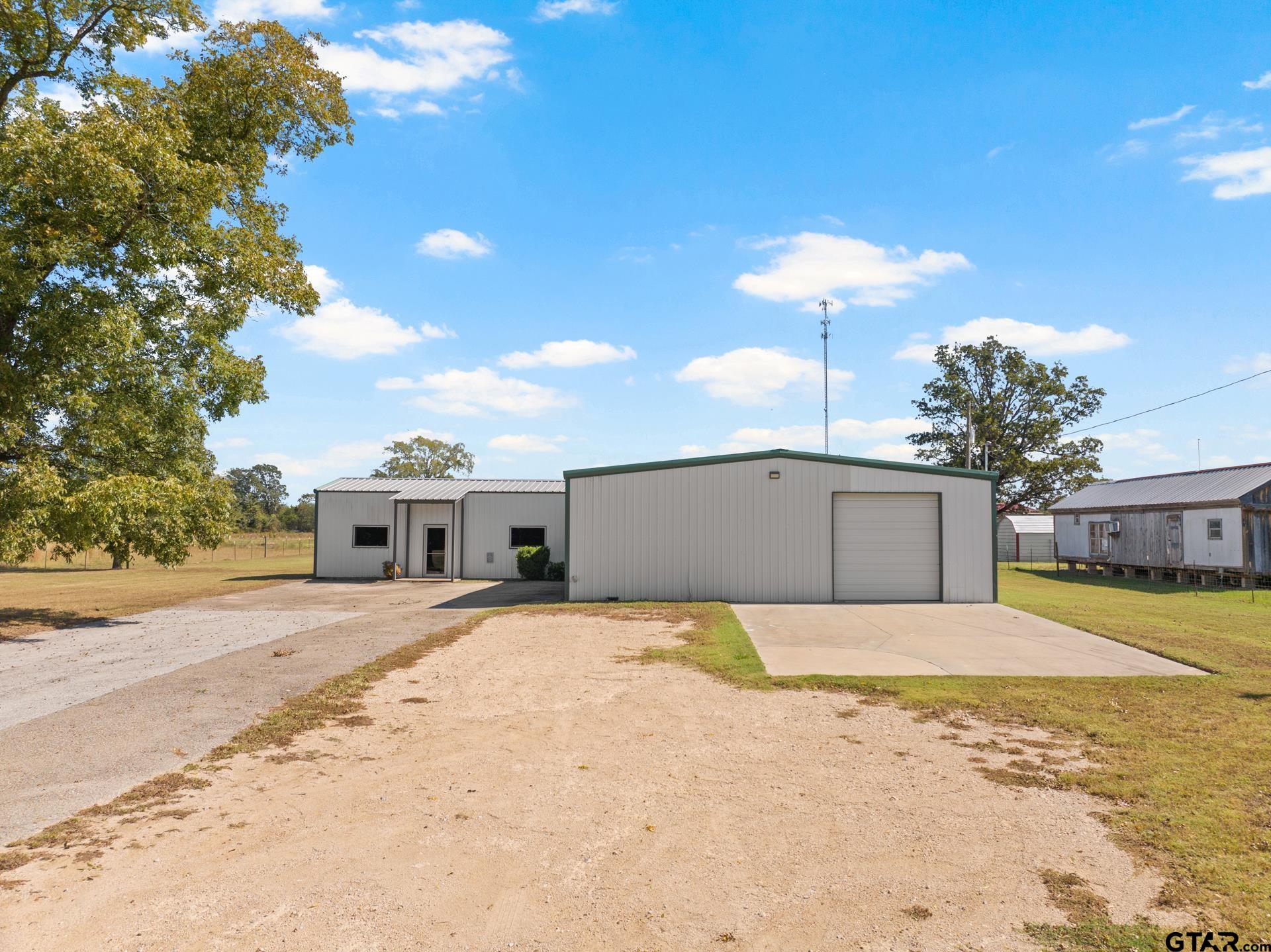9108 N US Hwy 271
