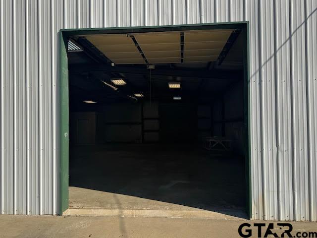 9108 N US Hwy 271
