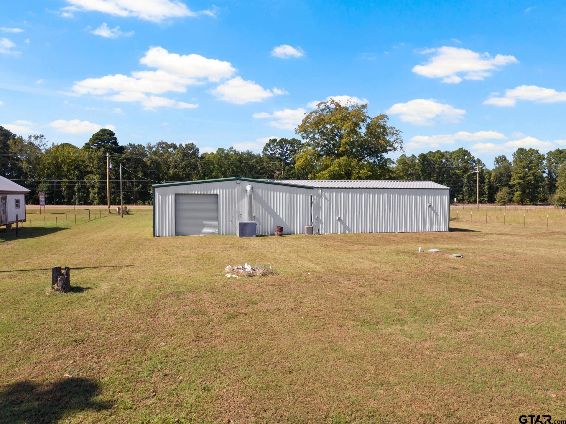 9108 N US Hwy 271
