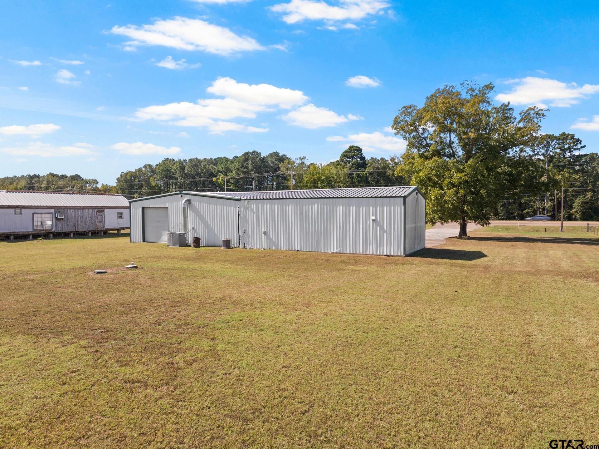 9108 N US Hwy 271