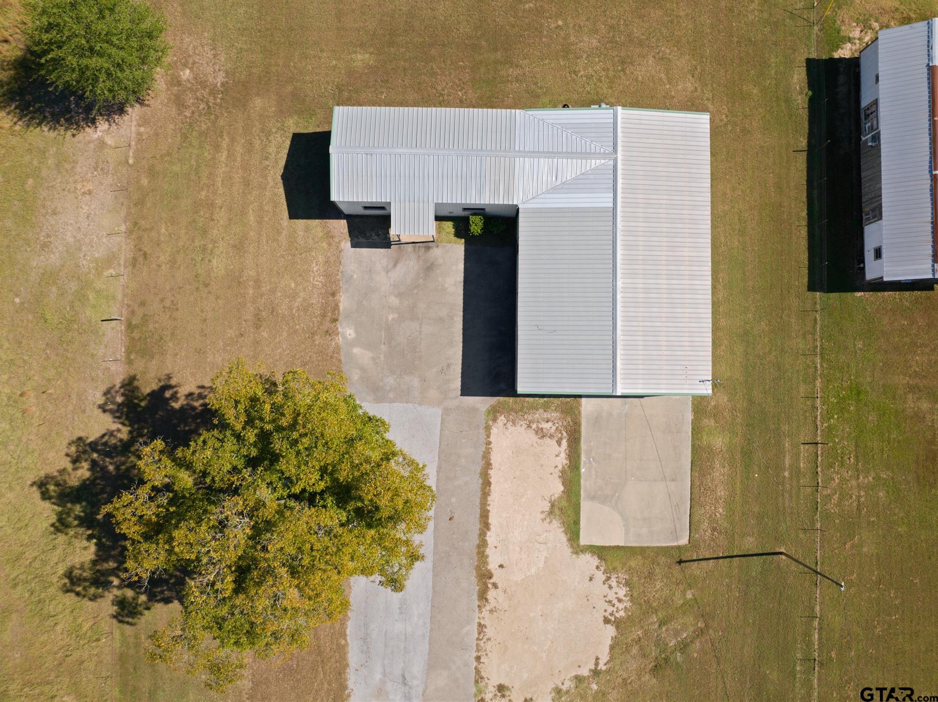 9108 N US Hwy 271
