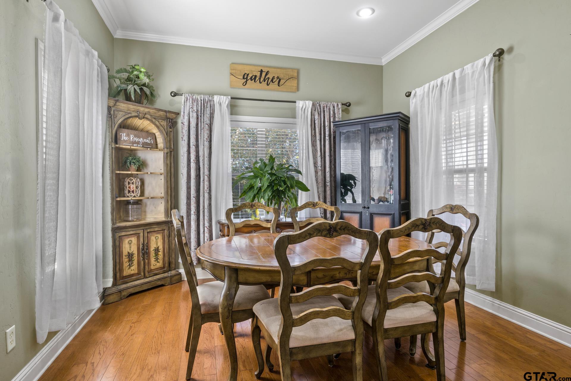 1012 Samuel Lane