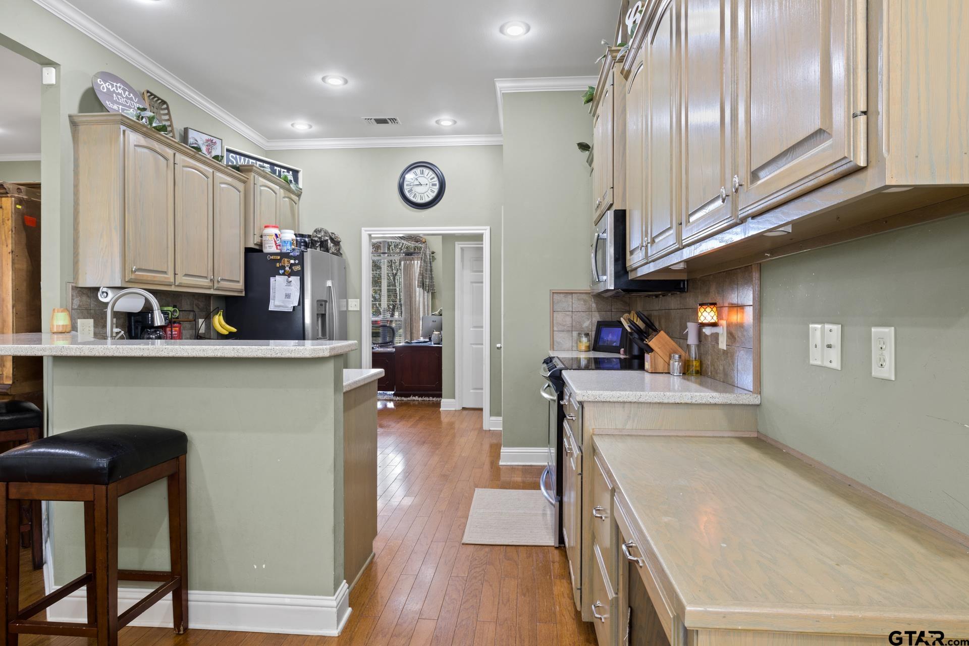 1012 Samuel Lane