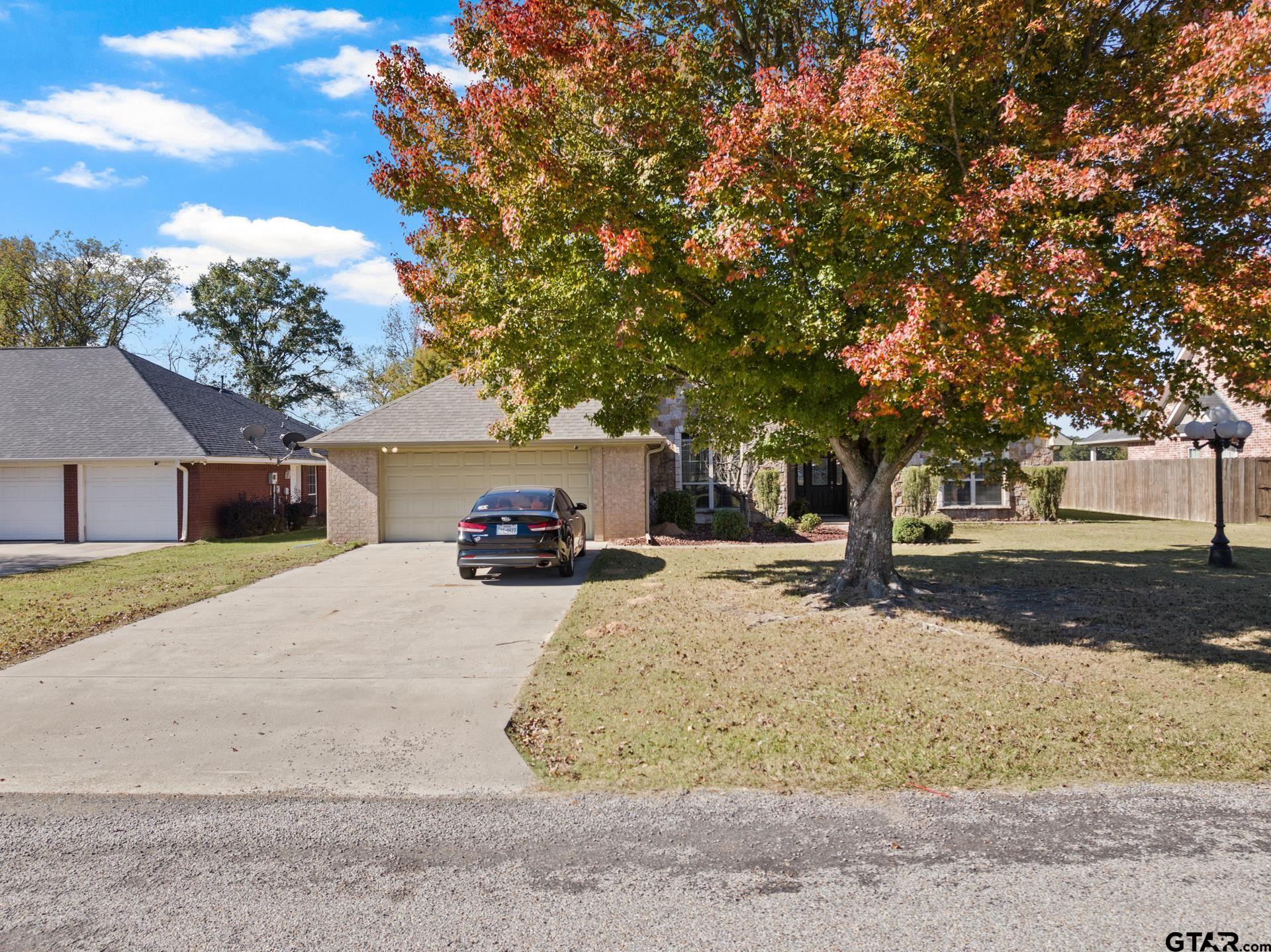 1012 Samuel Lane
