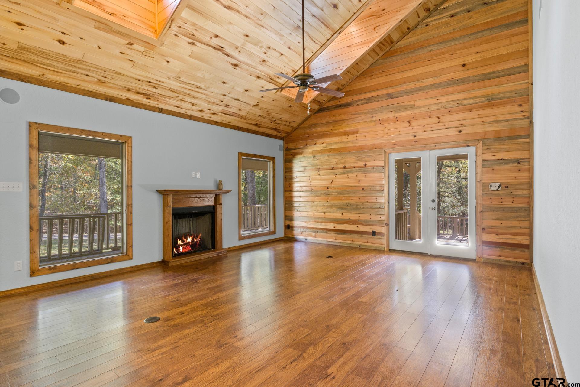 153 County Road 2433