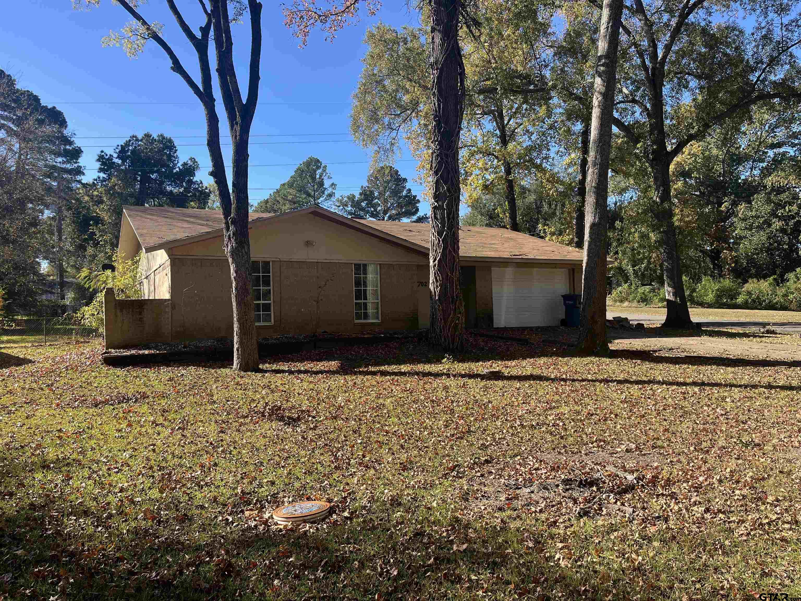 1702 Quail Run